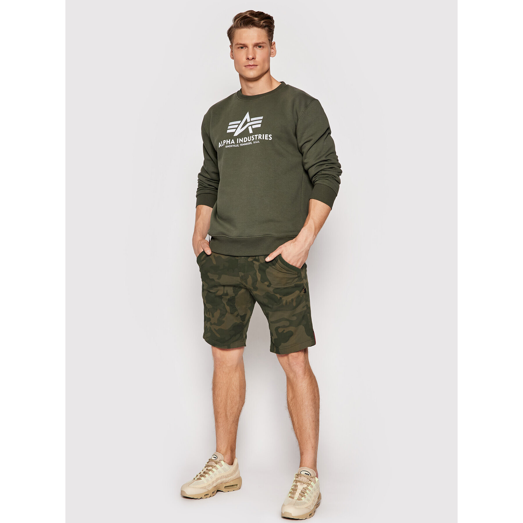 Alpha Industries Шорти от плат Kerosene Camo 176205 Зелен Regular Fit - Pepit.bg