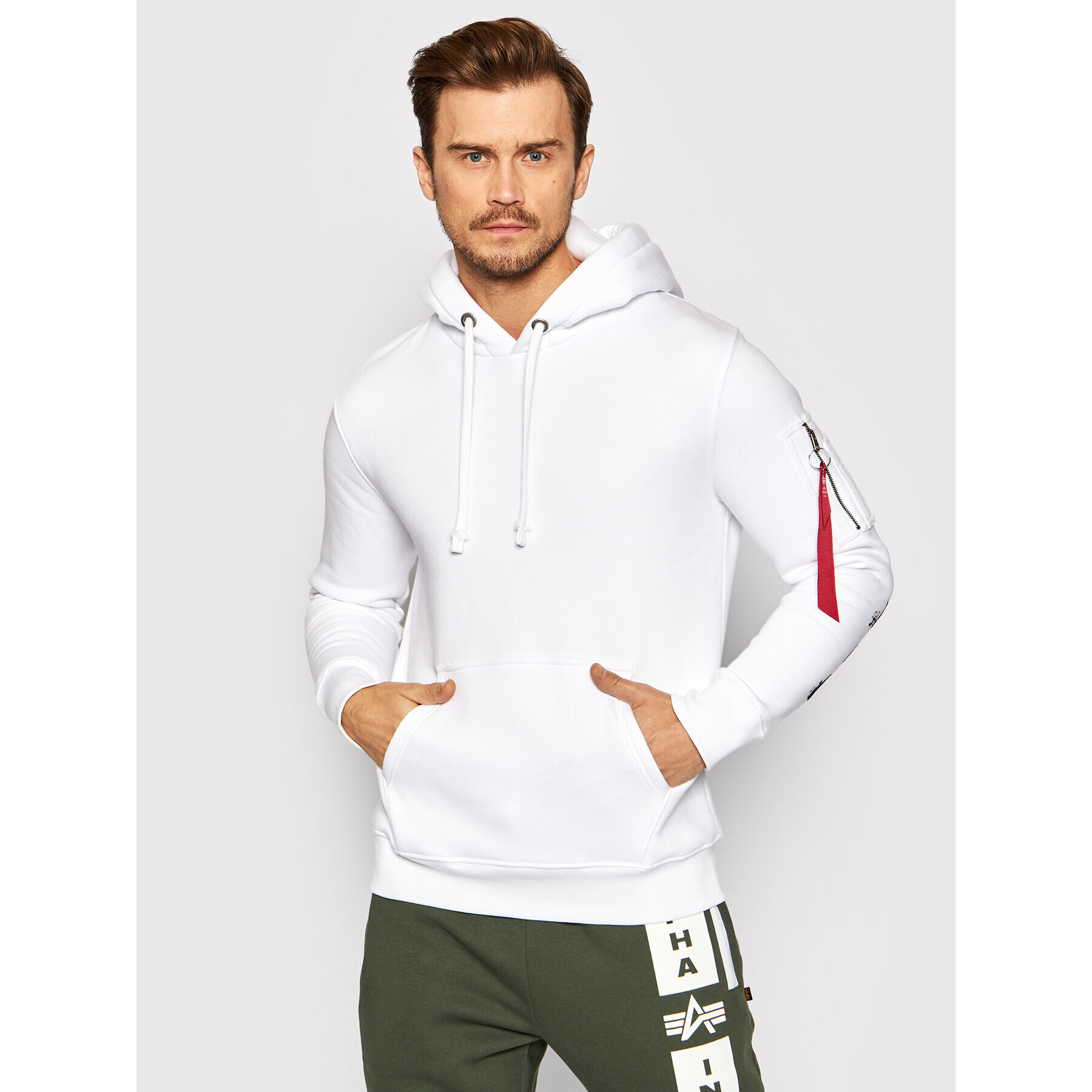 Alpha Industries Суитшърт Al Bp 118336 Бял Regular Fit - Pepit.bg