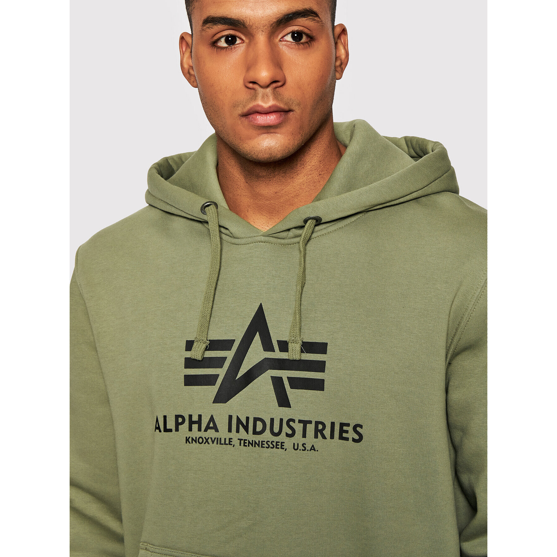 Alpha Industries Суитшърт Basic 178312 Зелен Regular Fit - Pepit.bg