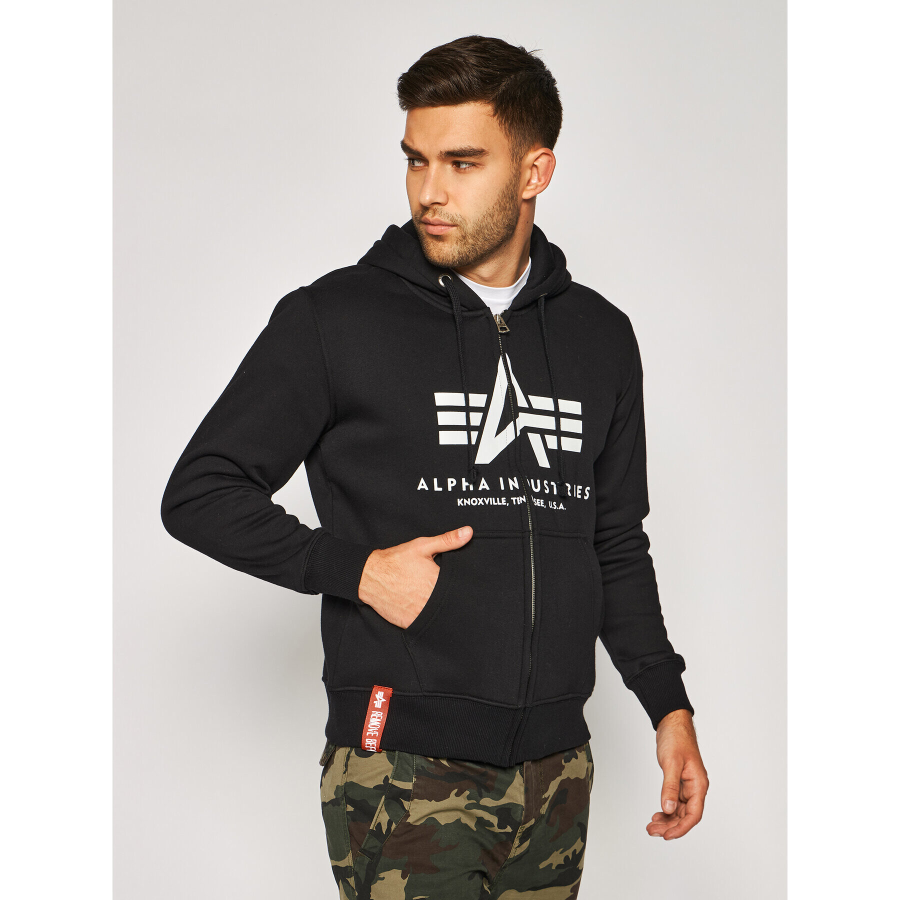 Alpha Industries Суитшърт Basic 178325 Черен Regular Fit - Pepit.bg