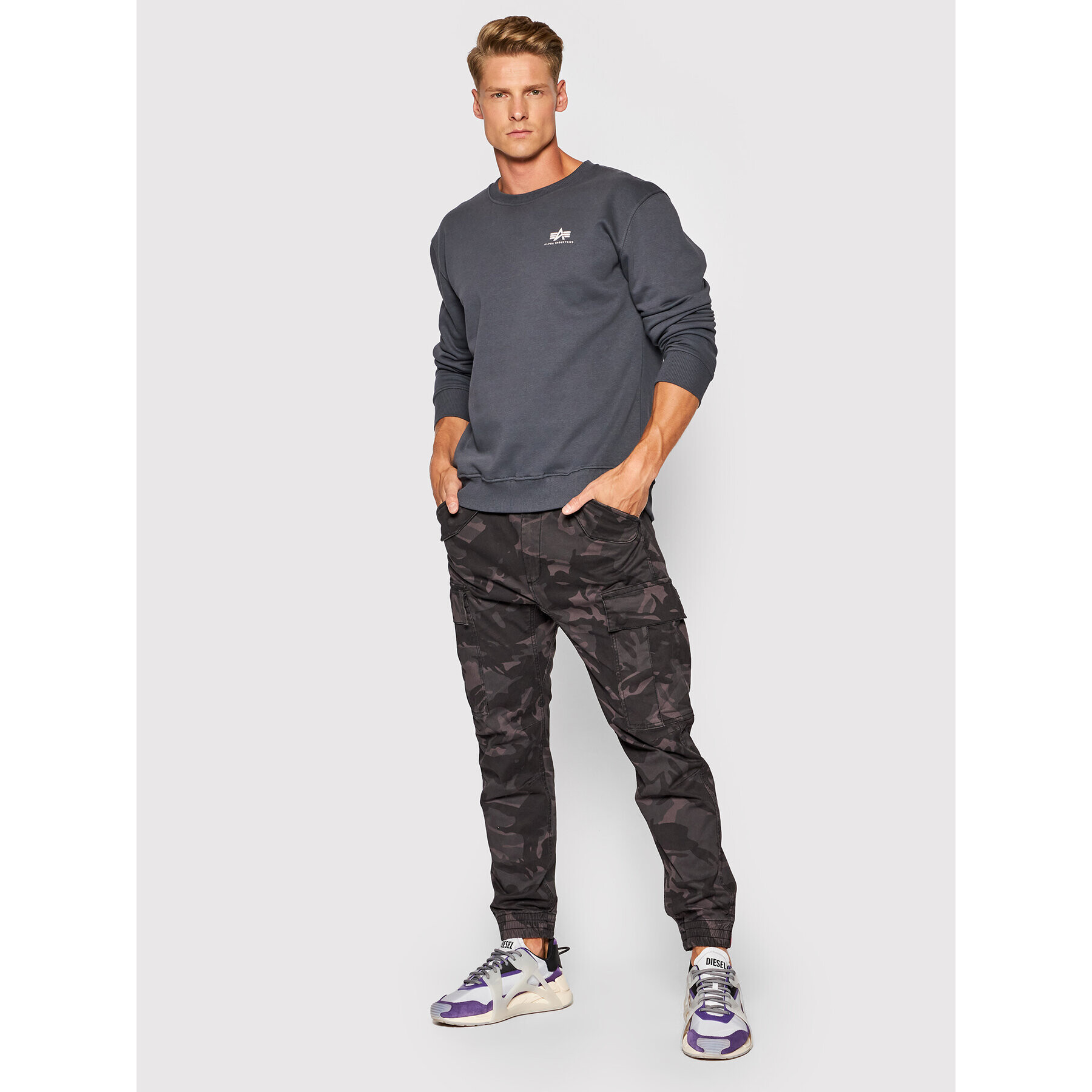 Alpha Industries Суитшърт Basic 188307 Сив Regular Fit - Pepit.bg