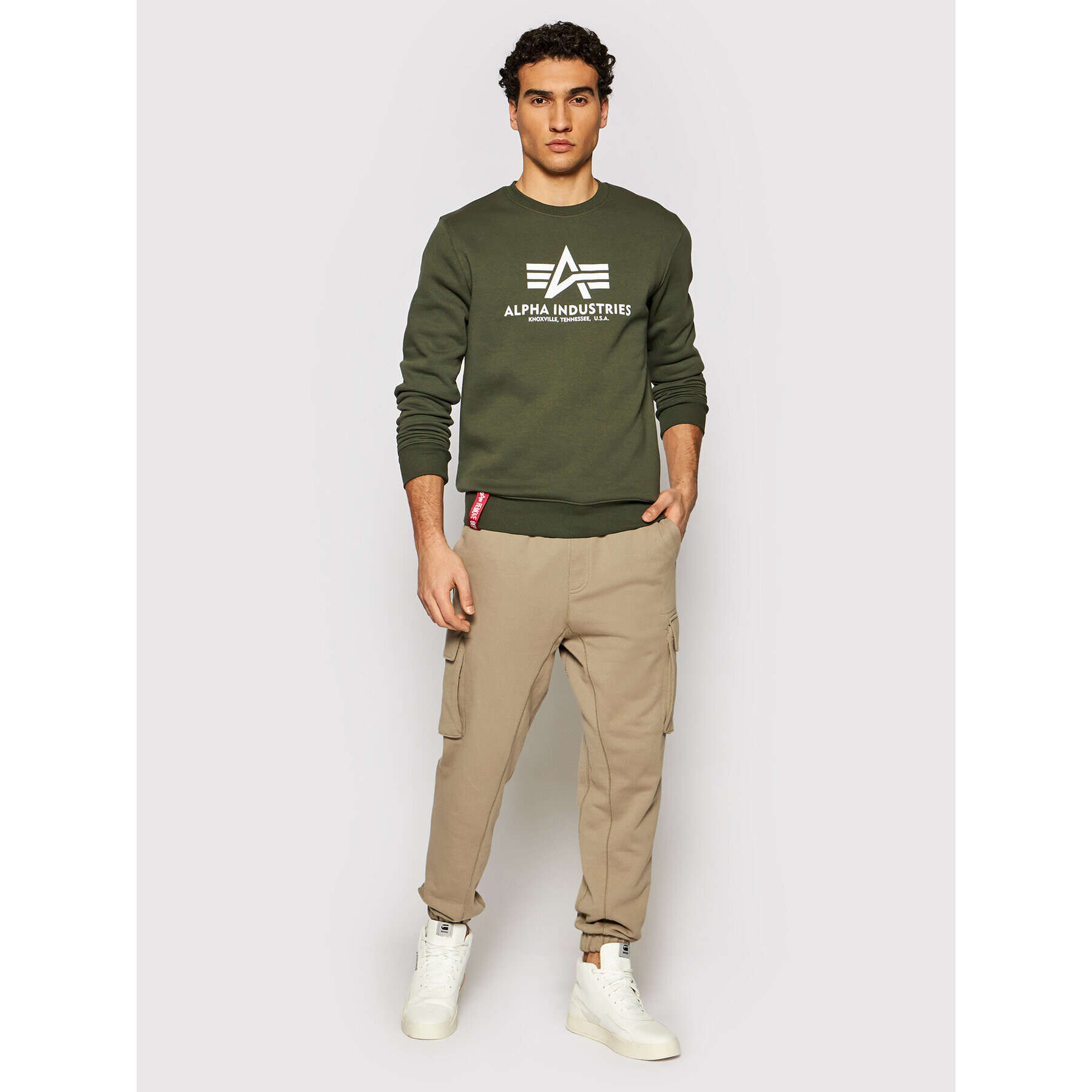 Alpha Industries Суитшърт Basic Sweater 178302 Зелен Regular Fit - Pepit.bg