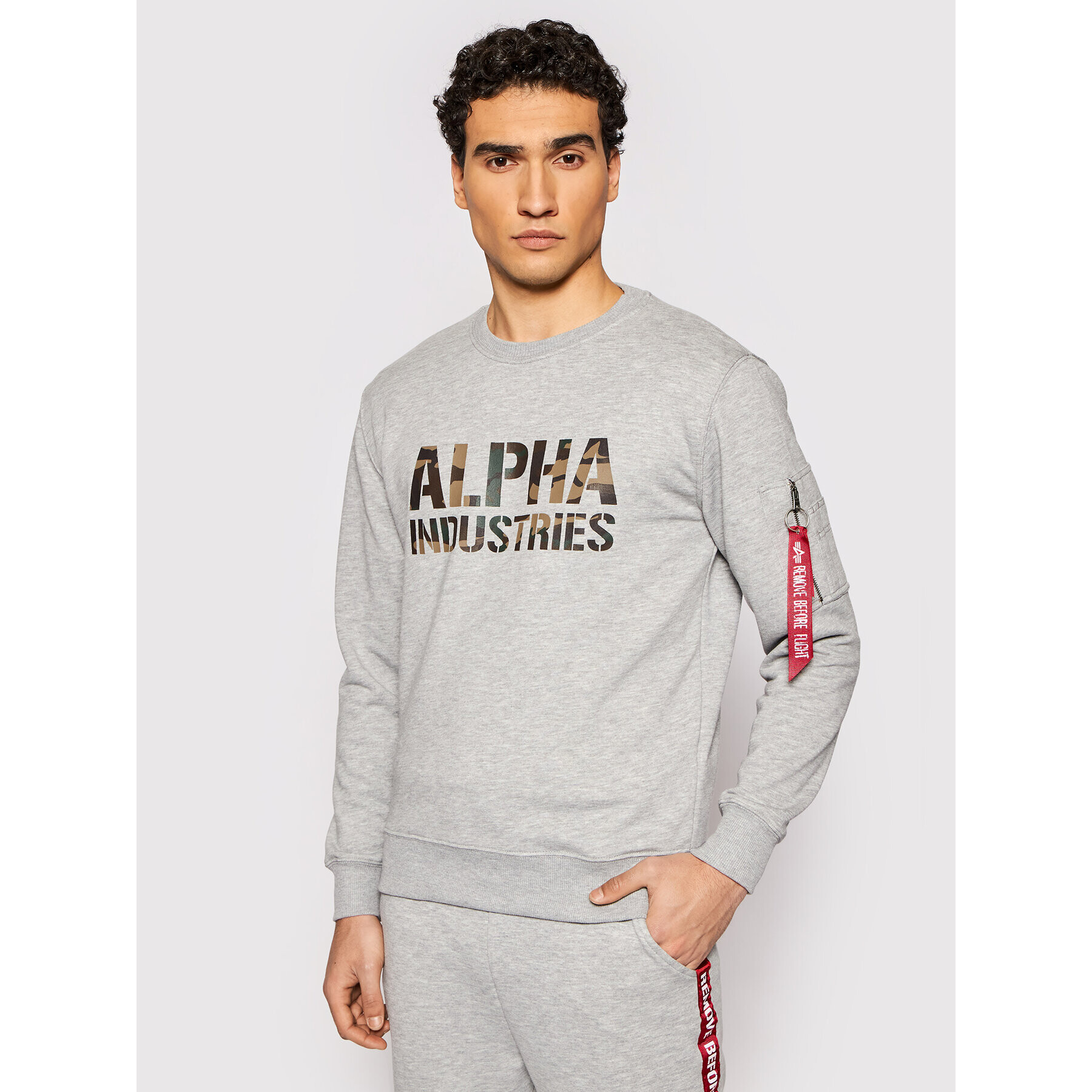 Alpha Industries Суитшърт Camo Print 176301 Сив Regular Fit - Pepit.bg