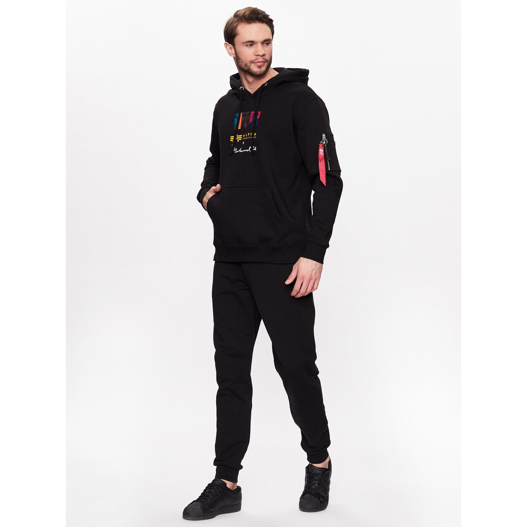 Alpha Industries Суитшърт Muhammad Ali Pop Art 136340 Черен Regular Fit - Pepit.bg