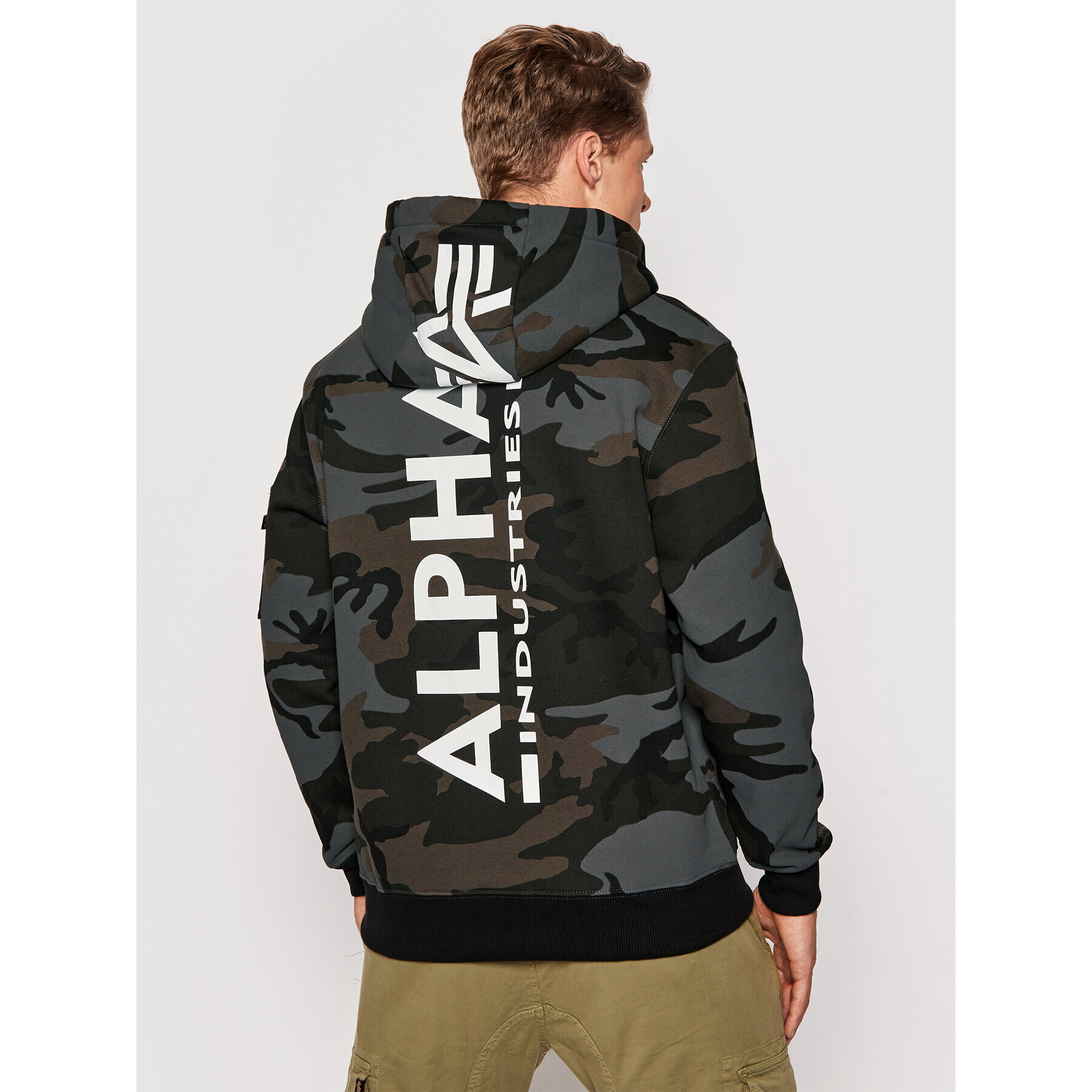 Alpha Industries Суитшърт Print Camo 178318C Сив Regular Fit - Pepit.bg