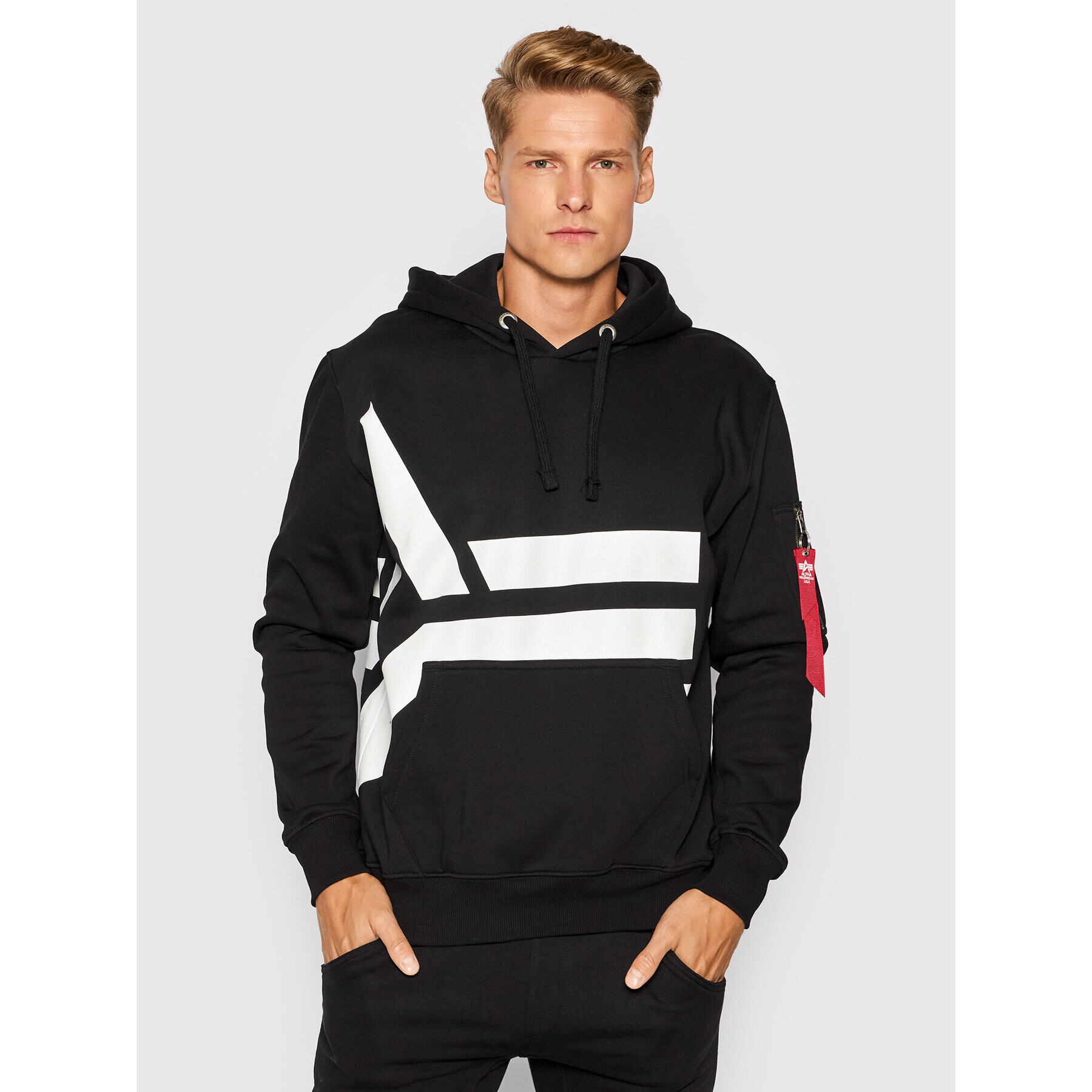 Alpha Industries Суитшърт Side Logo 118339 Черен Regular Fit - Pepit.bg