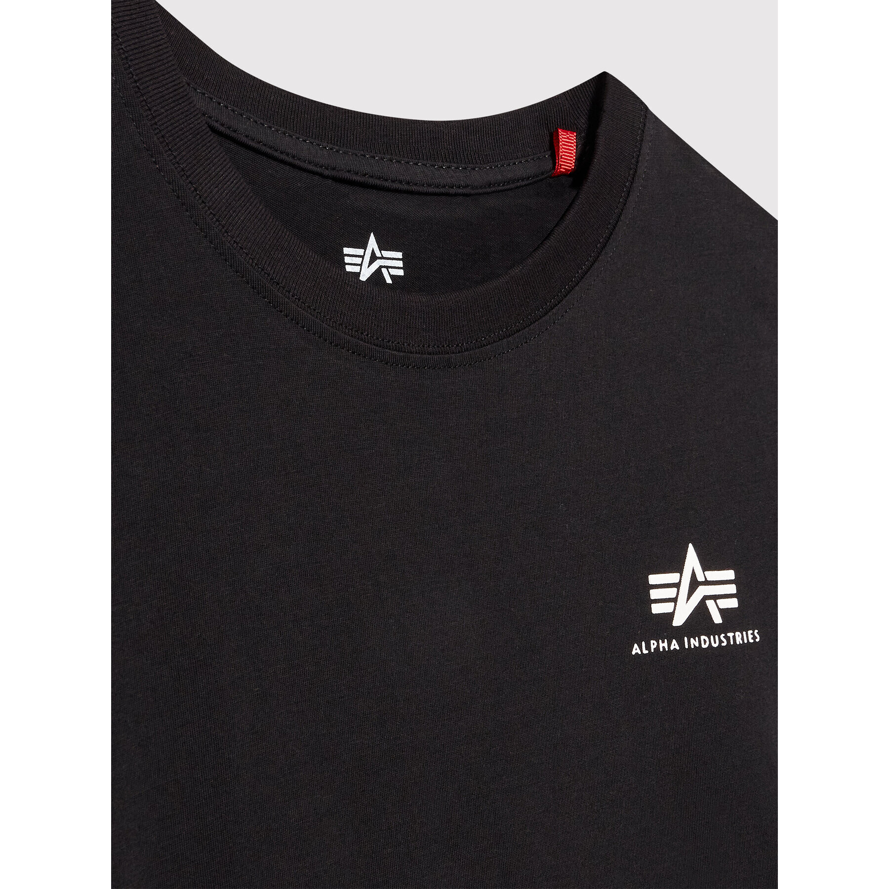 Alpha Industries Тишърт Basic Small Logo 196704 Черен Regular Fit - Pepit.bg