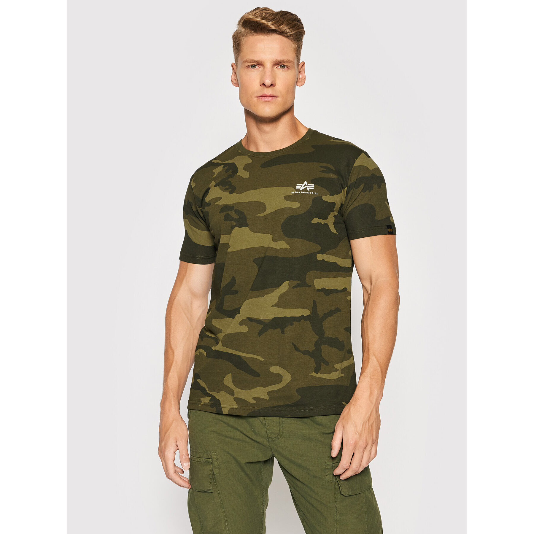 Alpha Industries Тишърт Basic T Small Logo Camo 188505C Зелен Regular Fit - Pepit.bg