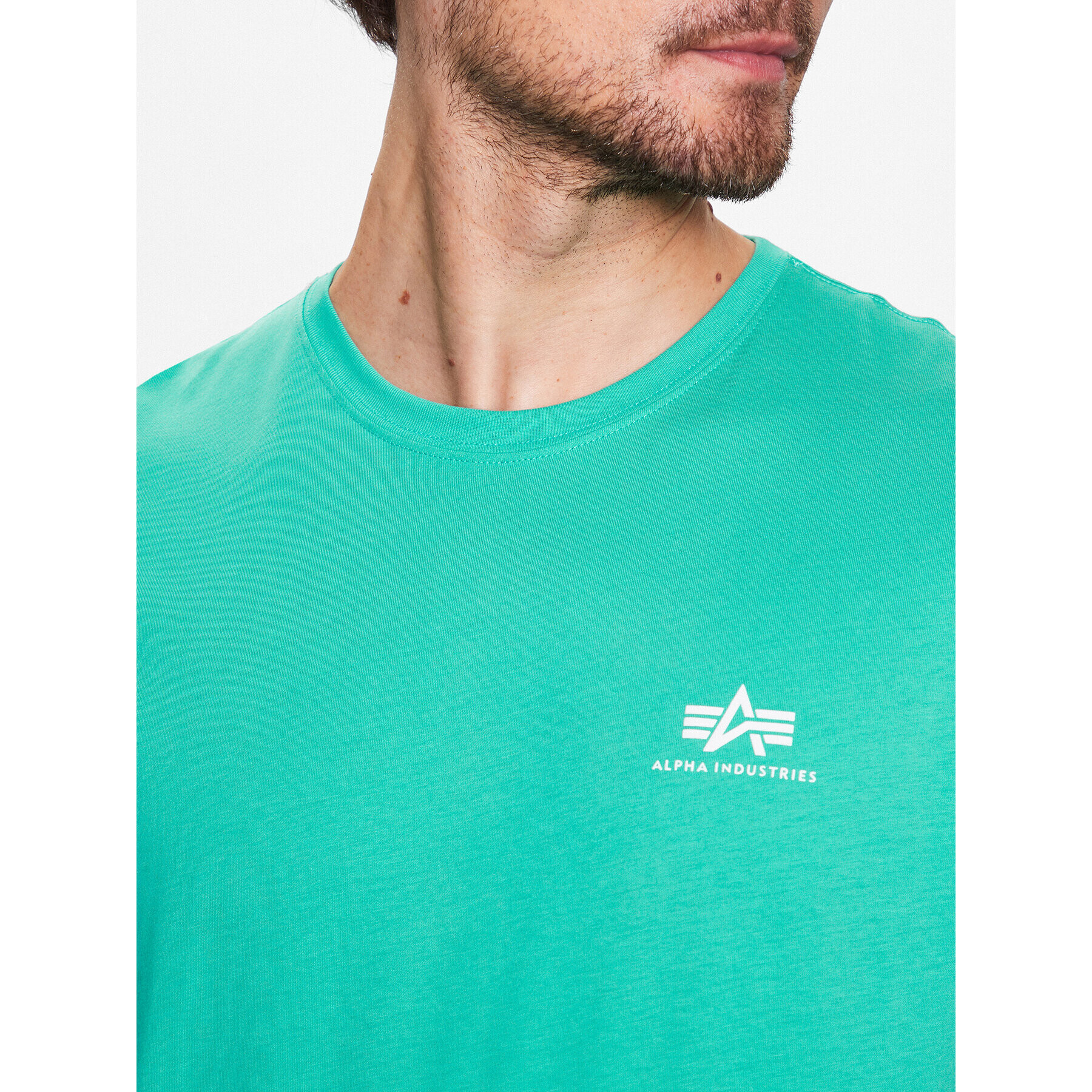 Alpha Industries Тишърт Basic T Small Logo 188505 Зелен Regular Fit - Pepit.bg