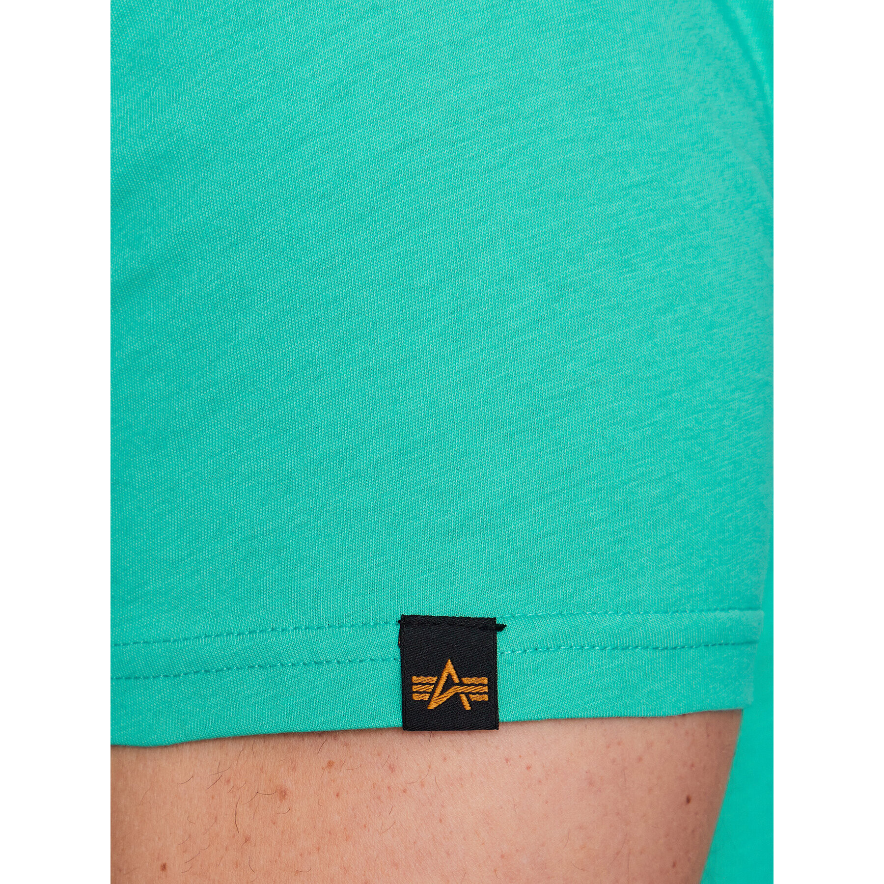 Alpha Industries Тишърт Basic T Small Logo 188505 Зелен Regular Fit - Pepit.bg