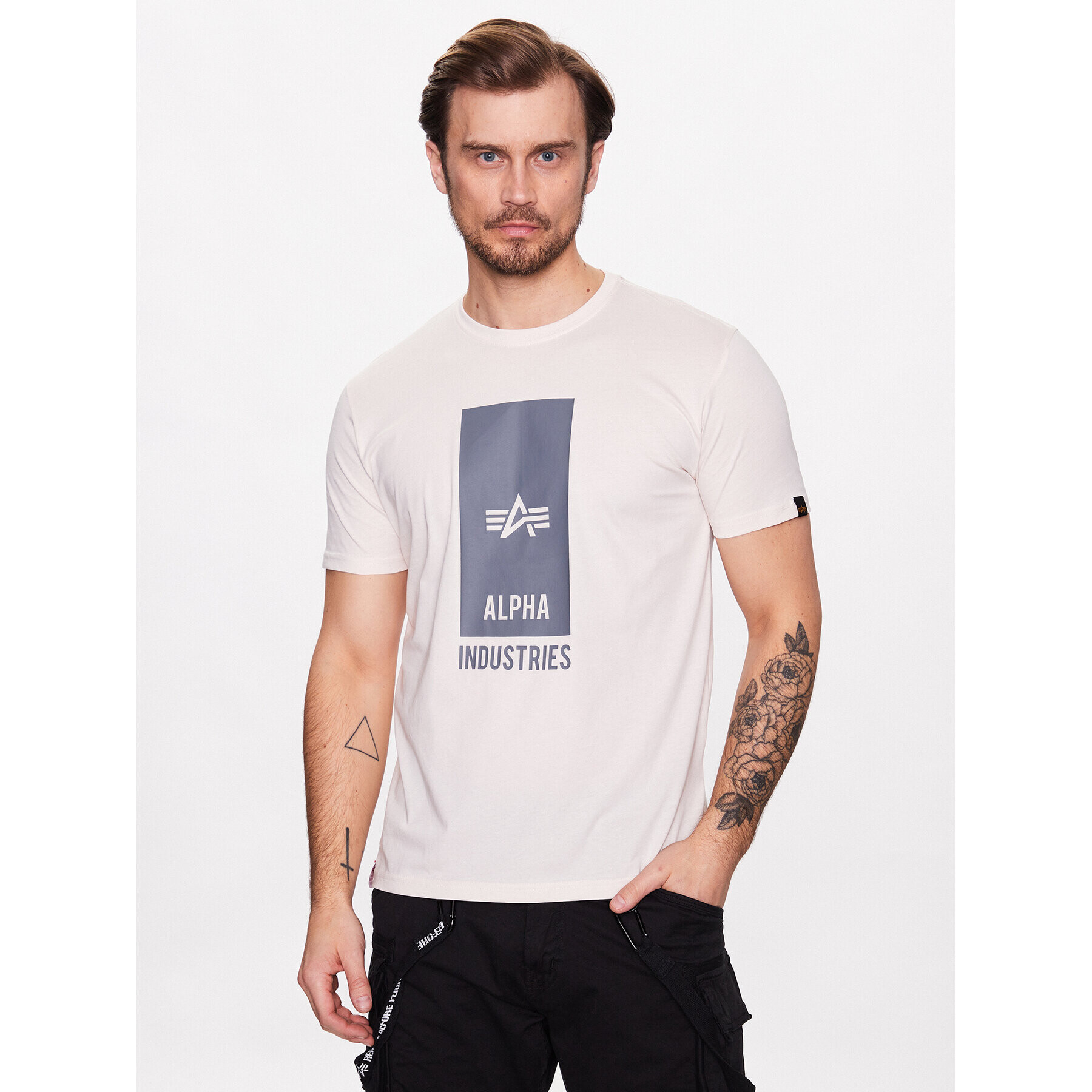 Alpha Industries Тишърт Block Logo T 126547 Бял Regular Fit - Pepit.bg