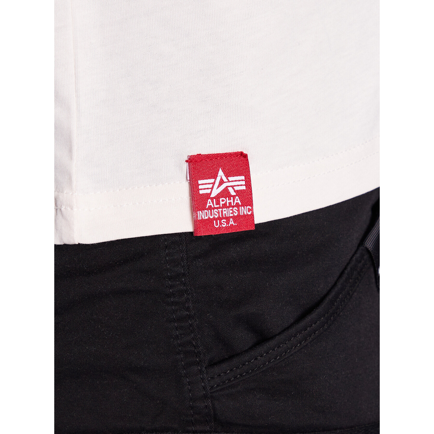 Alpha Industries Тишърт Block Logo T 126547 Бял Regular Fit - Pepit.bg