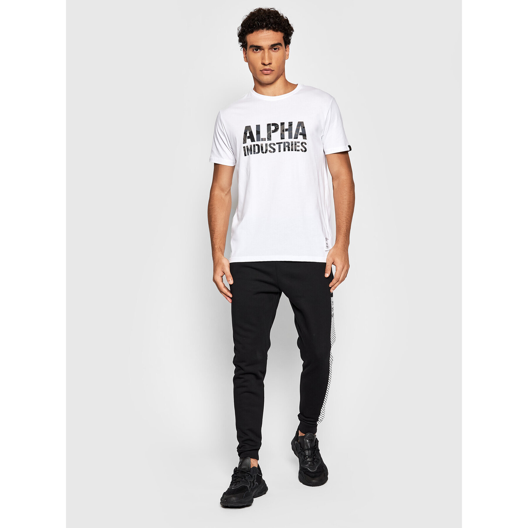 Alpha Industries Тишърт Camo 156513 Бял Regular Fit - Pepit.bg