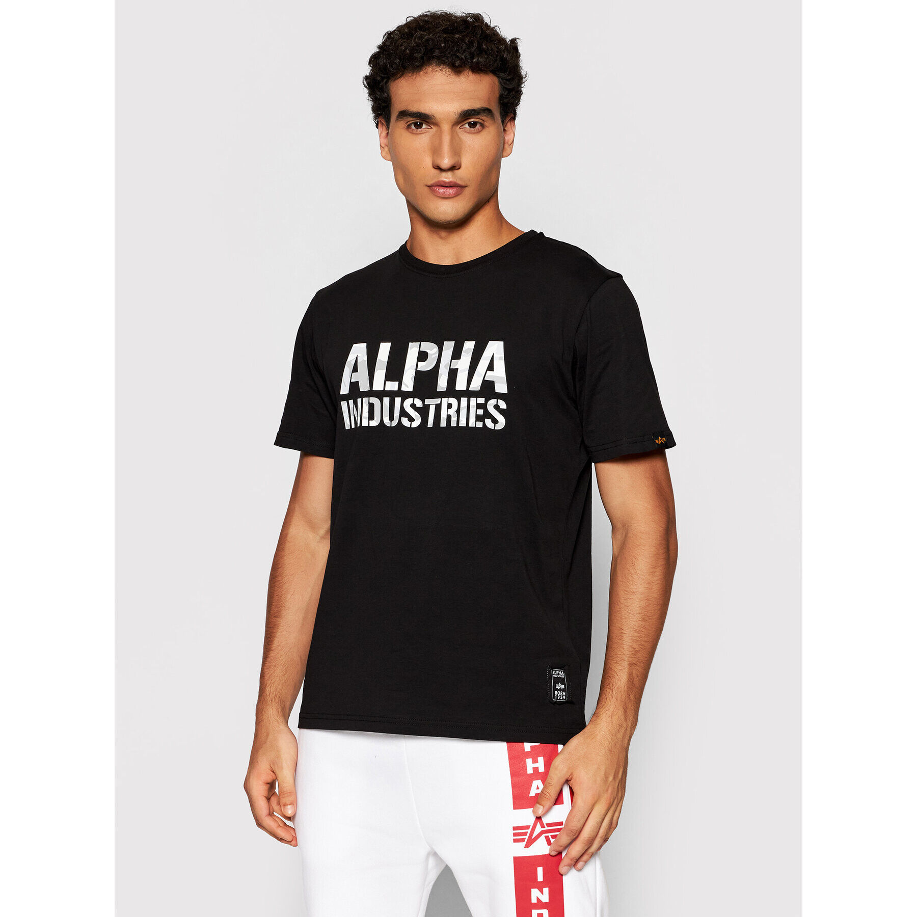 Alpha Industries Тишърт Camo Print 156513 Черен Regular Fit - Pepit.bg