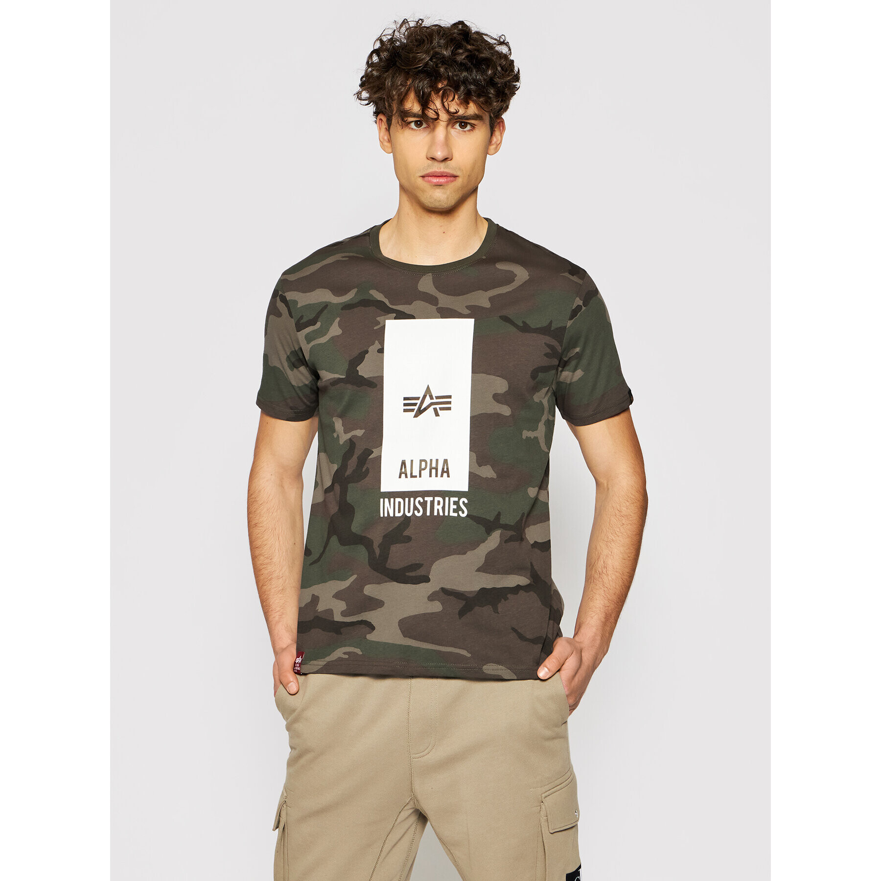 Alpha Industries Тишърт Logo 126547C Зелен Regular Fit - Pepit.bg