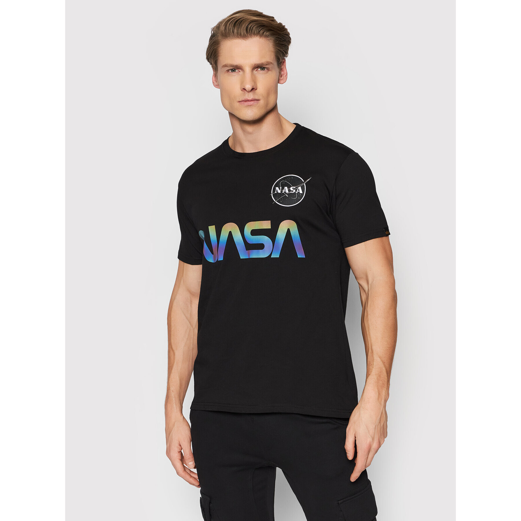 Alpha Industries Тишърт Nasa Rainbow 178501RR Черен Regular Fit - Pepit.bg