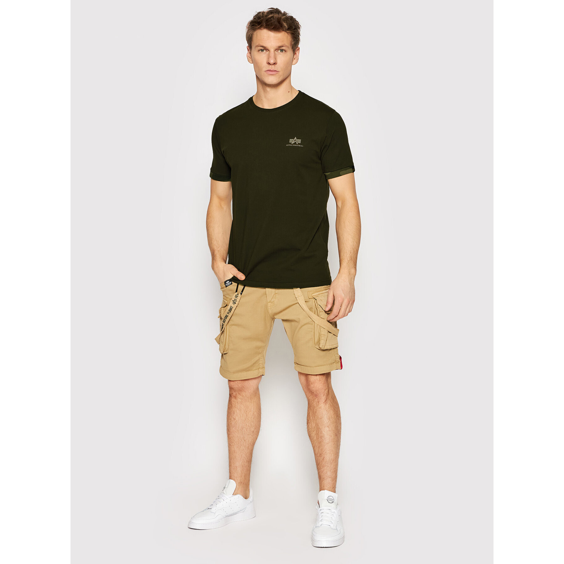 Alpha Industries Тишърт Roll-Up 106509 Кафяв Regular Fit - Pepit.bg