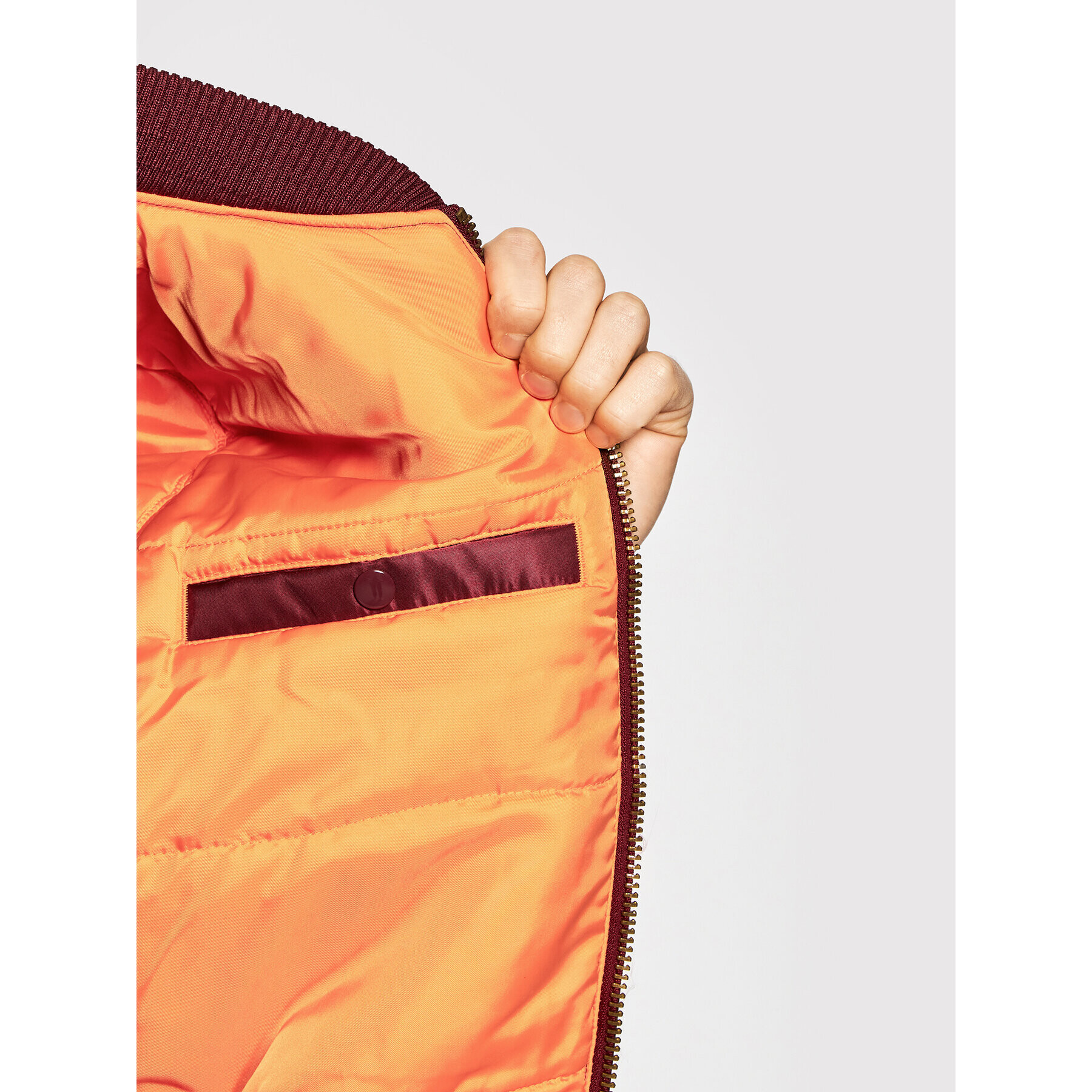 Alpha Industries Яке бомбър Battlewash 191118 Бордо Regular Fit - Pepit.bg