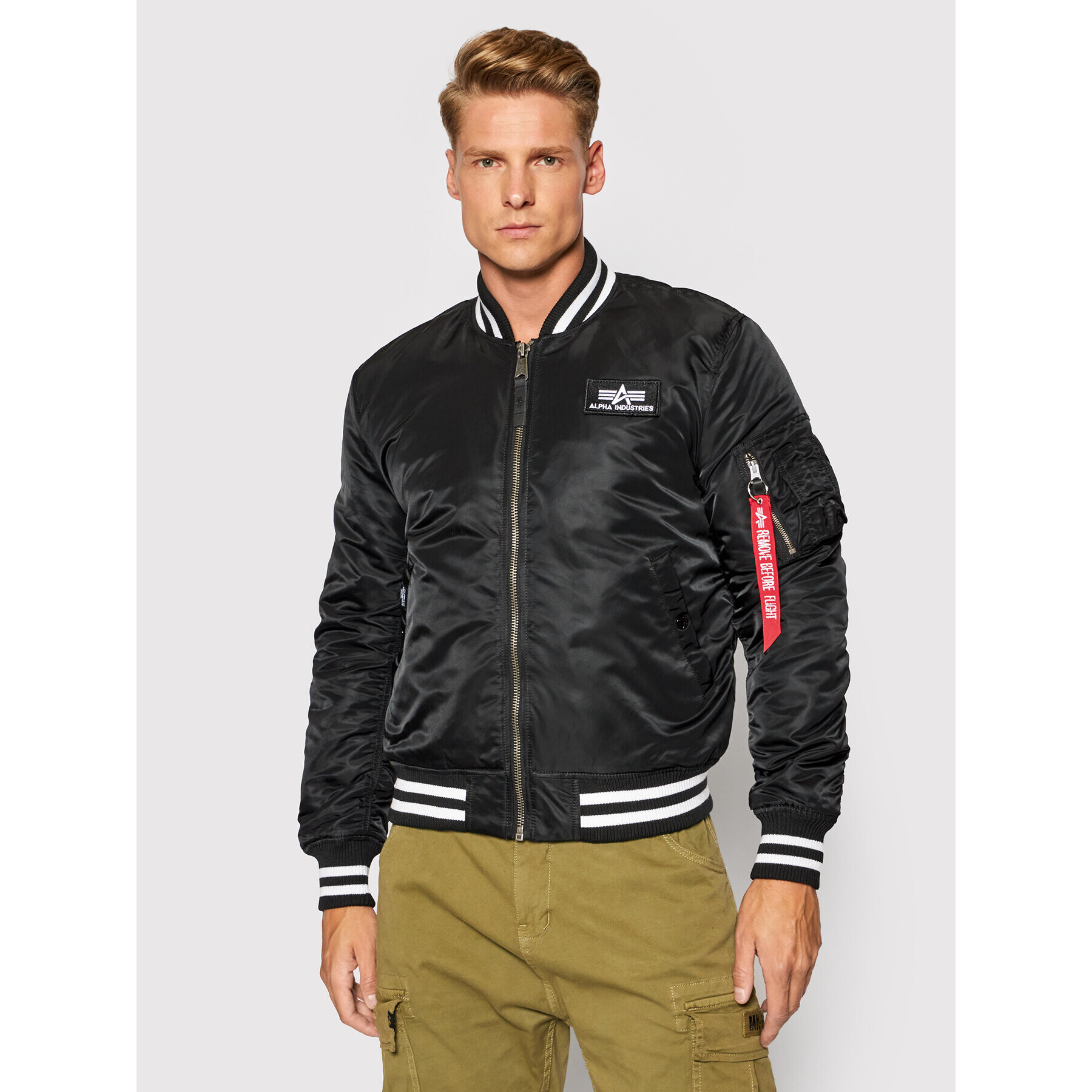 Alpha Industries Яке бомбър College 118112 Черен Regular Fit - Pepit.bg