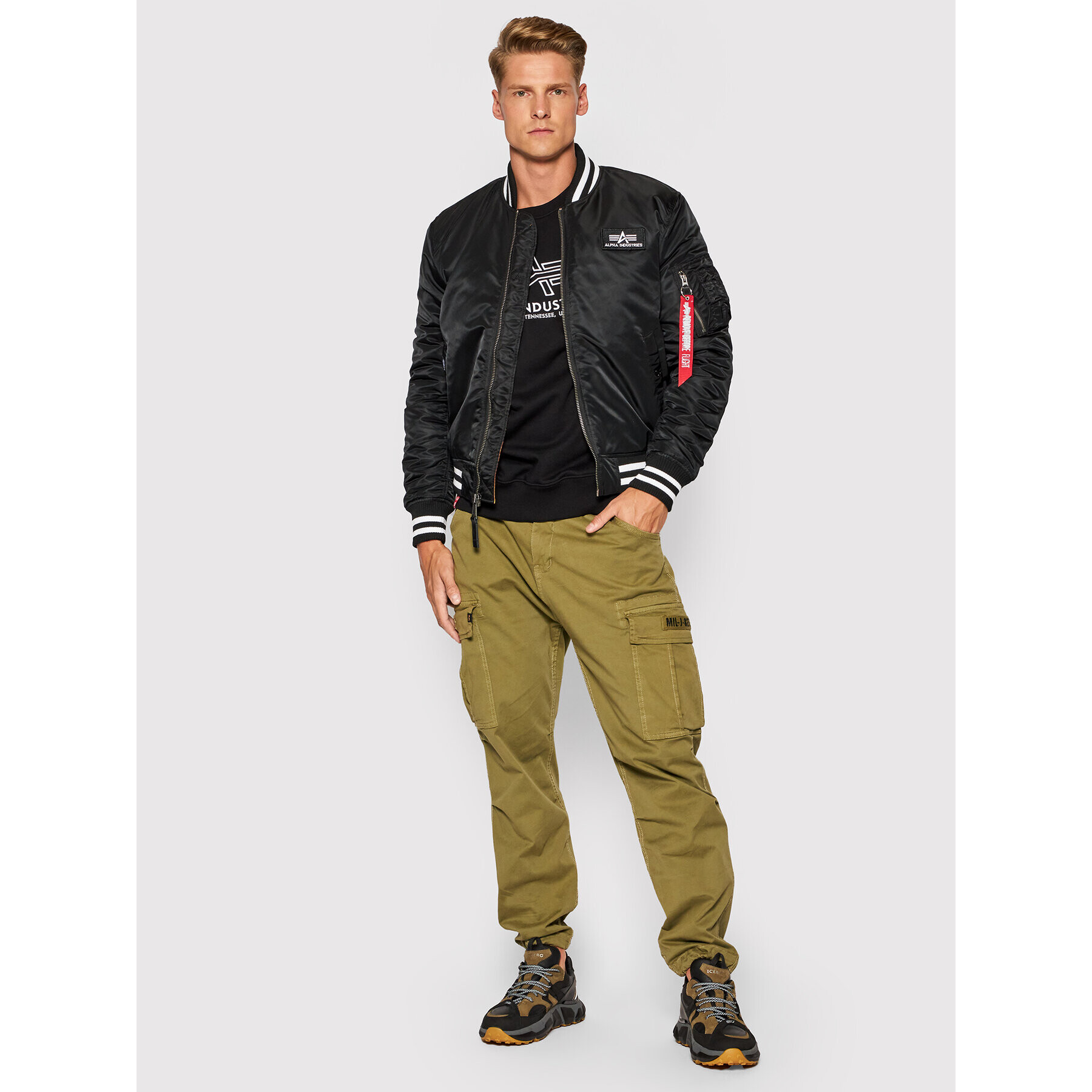 Alpha Industries Яке бомбър College 118112 Черен Regular Fit - Pepit.bg