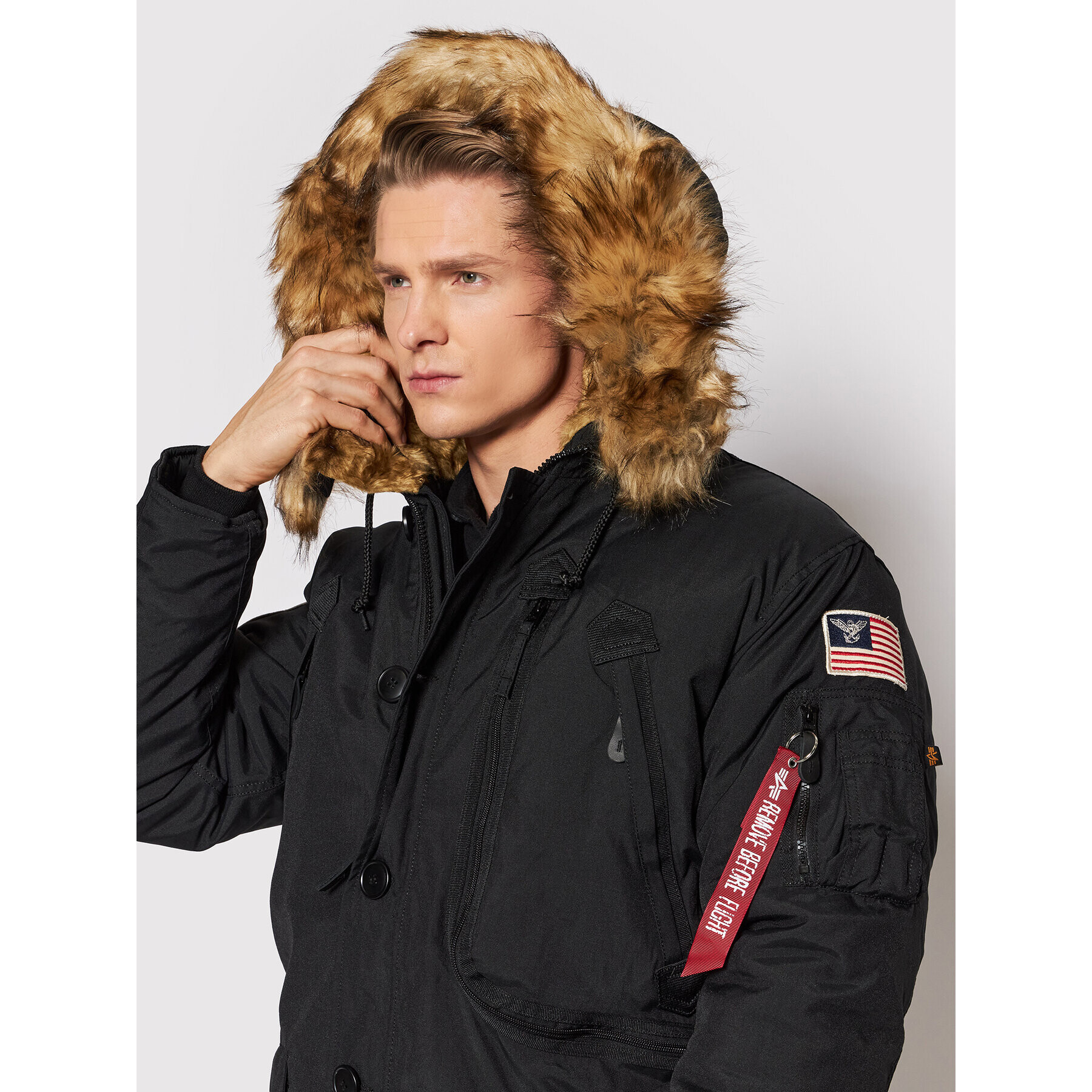 Alpha Industries Зимно яке 123144 Черен Regular Fit - Pepit.bg