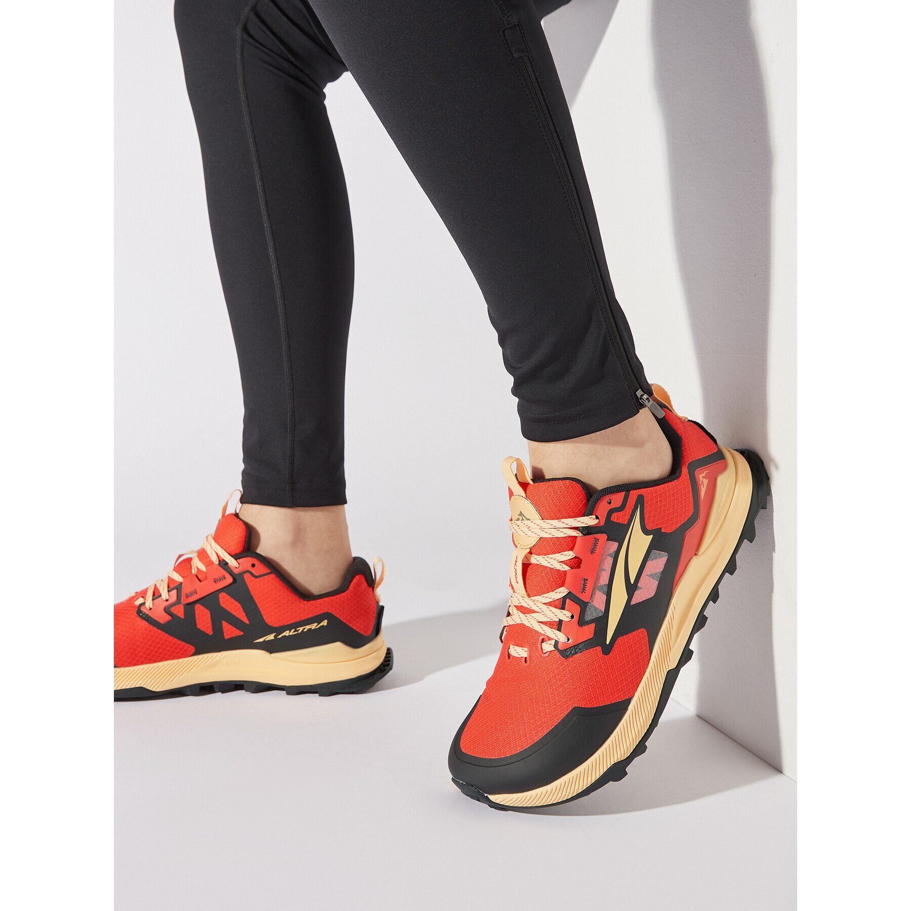 Altra Обувки M Lone Peak 7 AL0A7R6H680-070 Червен - Pepit.bg