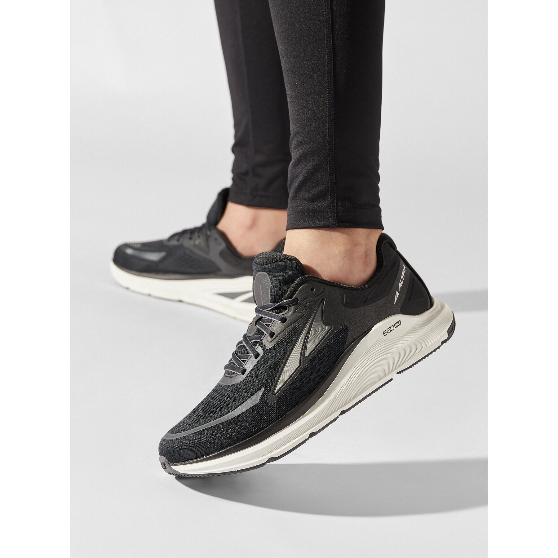 Altra Обувки Paradigm 6 AL0A5471000-085 Черен - Pepit.bg