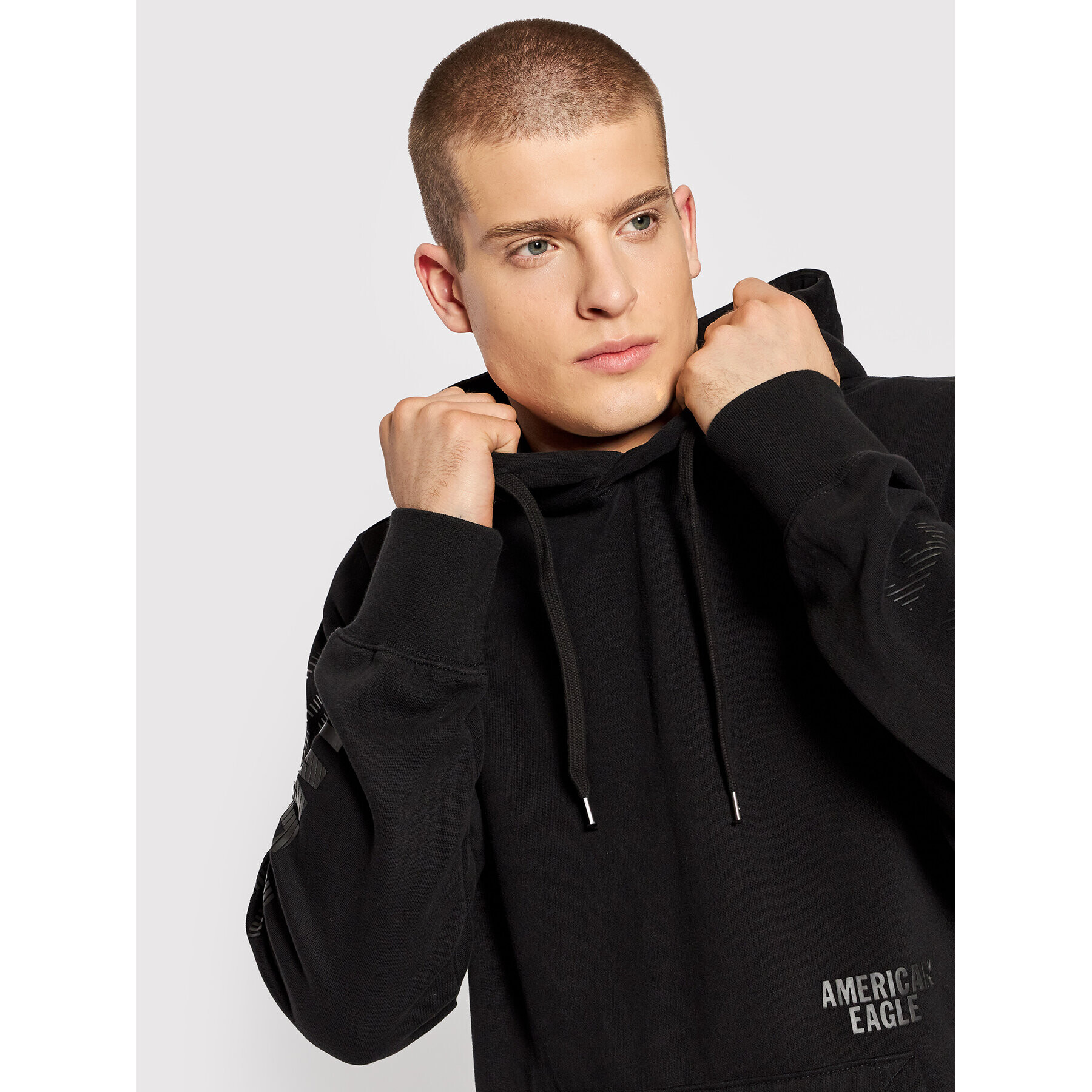American Eagle Суитшърт 019-0193-1411 Черен Regular Fit - Pepit.bg