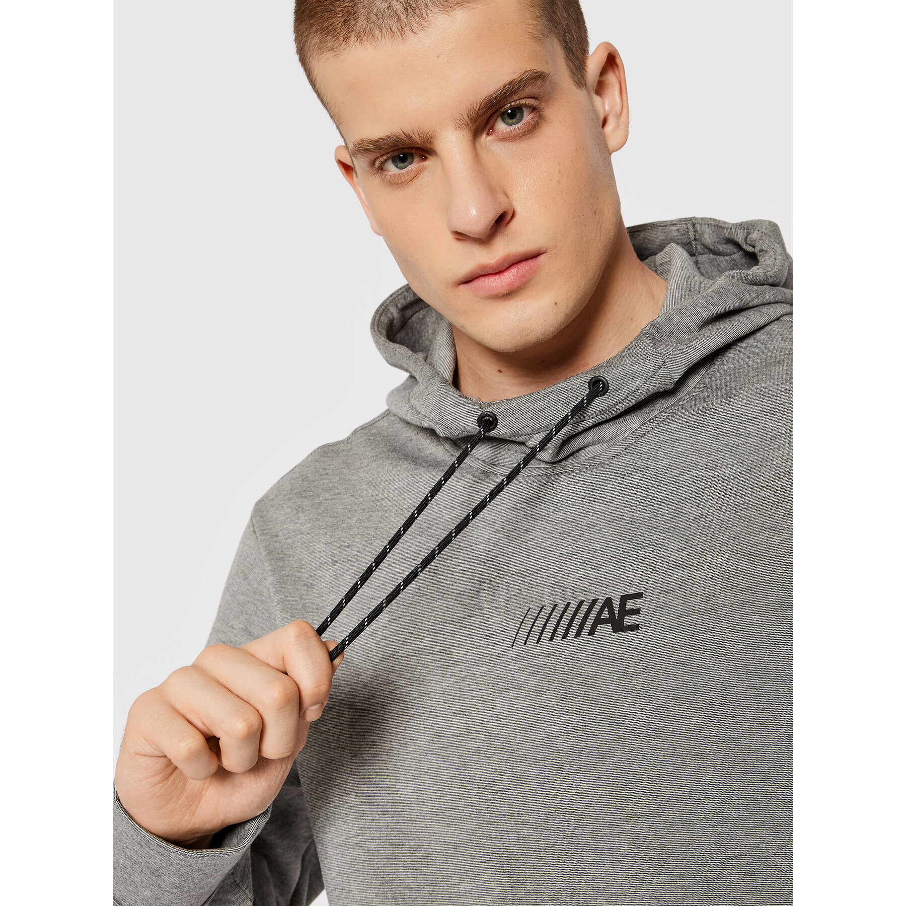 American Eagle Суитшърт 019-0193-1487 Сив Regular Fit - Pepit.bg