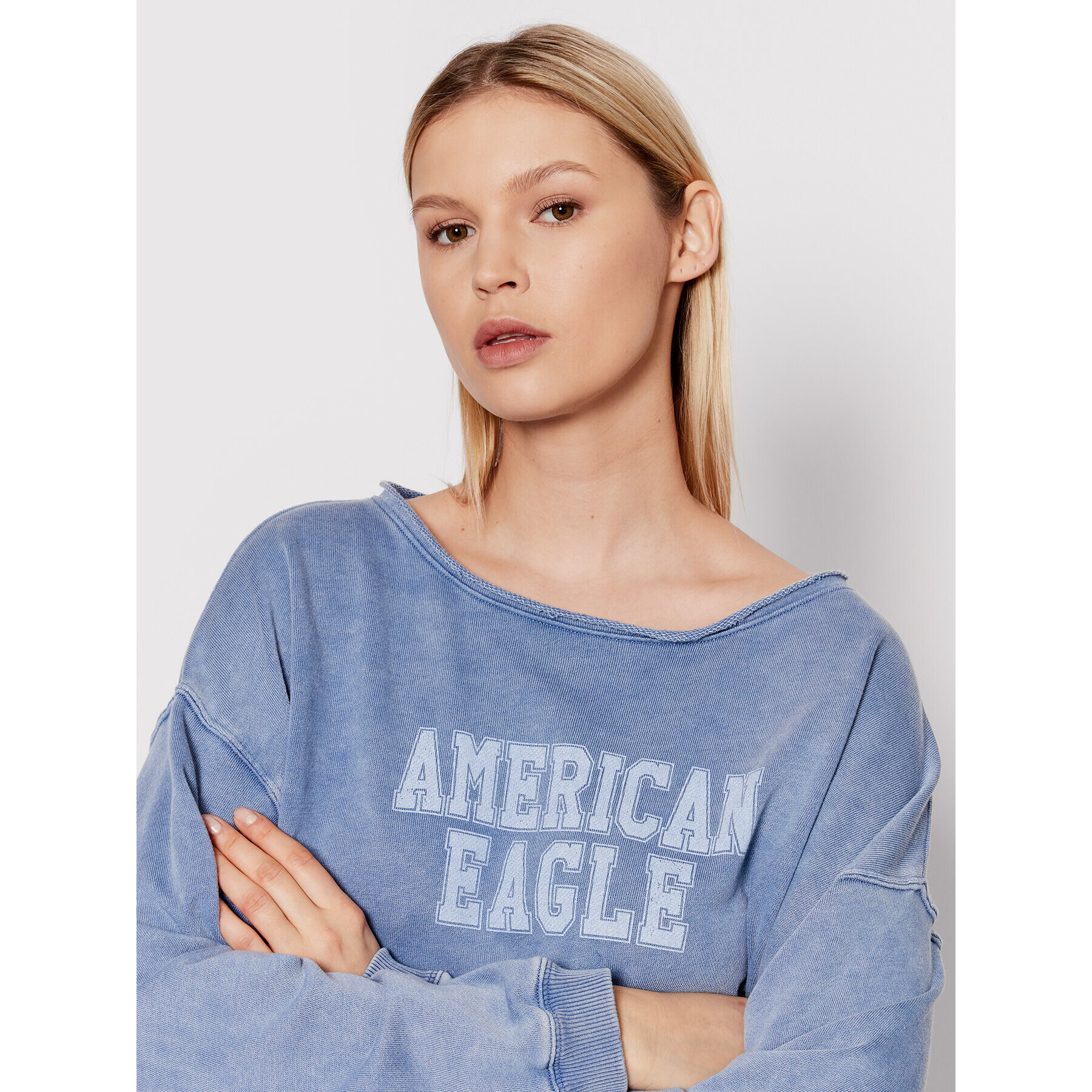 American Eagle Суитшърт 045-2532-1636 Син Oversize - Pepit.bg