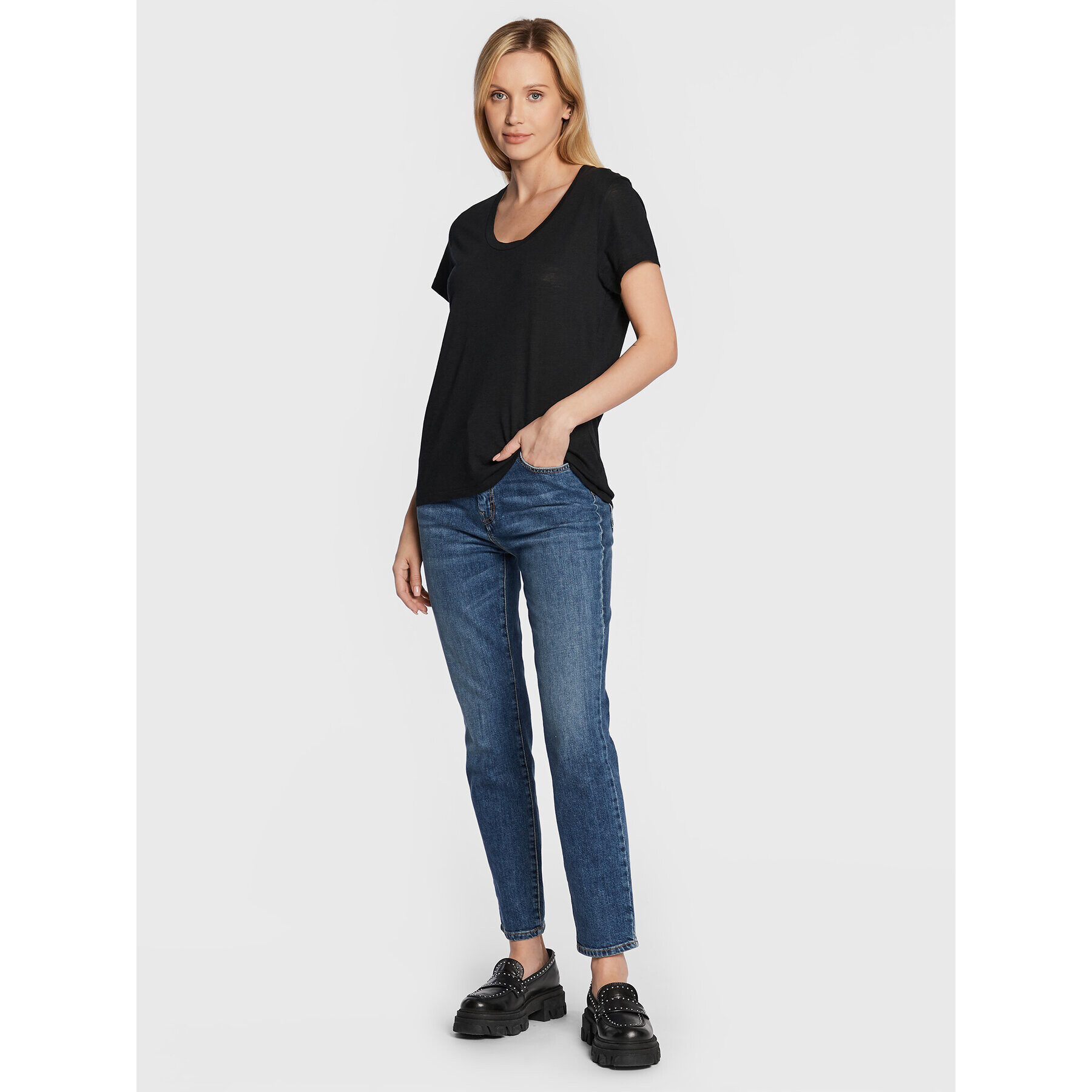 American Vintage Тишърт Jacksonville JAC48H22 Черен Regular Fit - Pepit.bg
