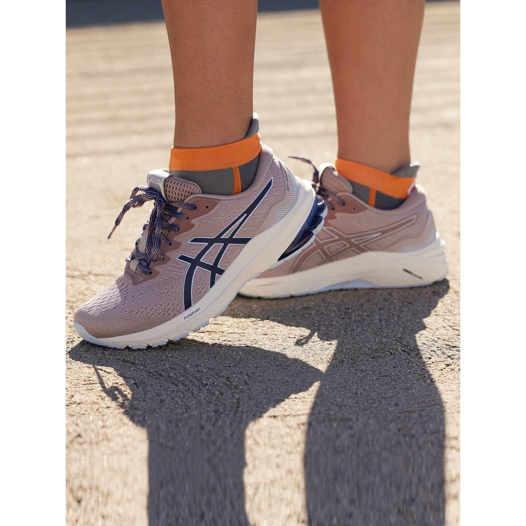 Asics Обувки GT-1000 11 1012B494 Бежов - Pepit.bg