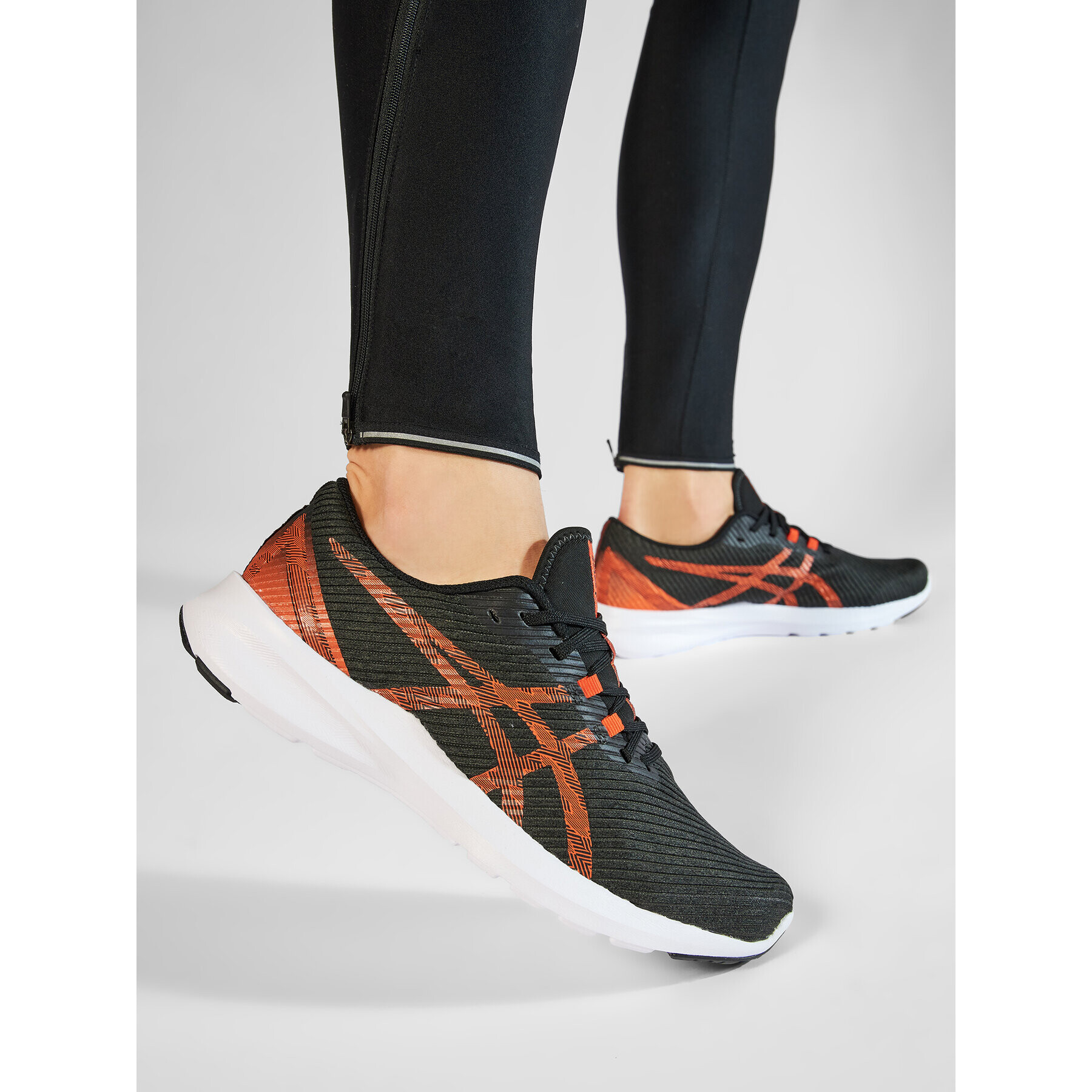 Asics Обувки Versablast 1011A962 Черен - Pepit.bg