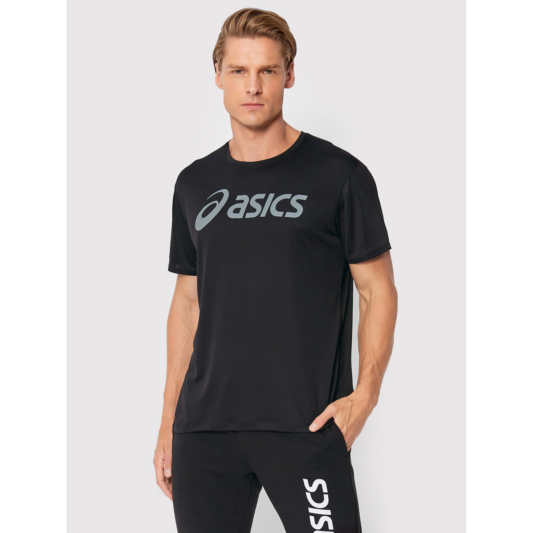 Asics Тениска от техническо трико Core 2011C334 Черен Regular Fit - Pepit.bg