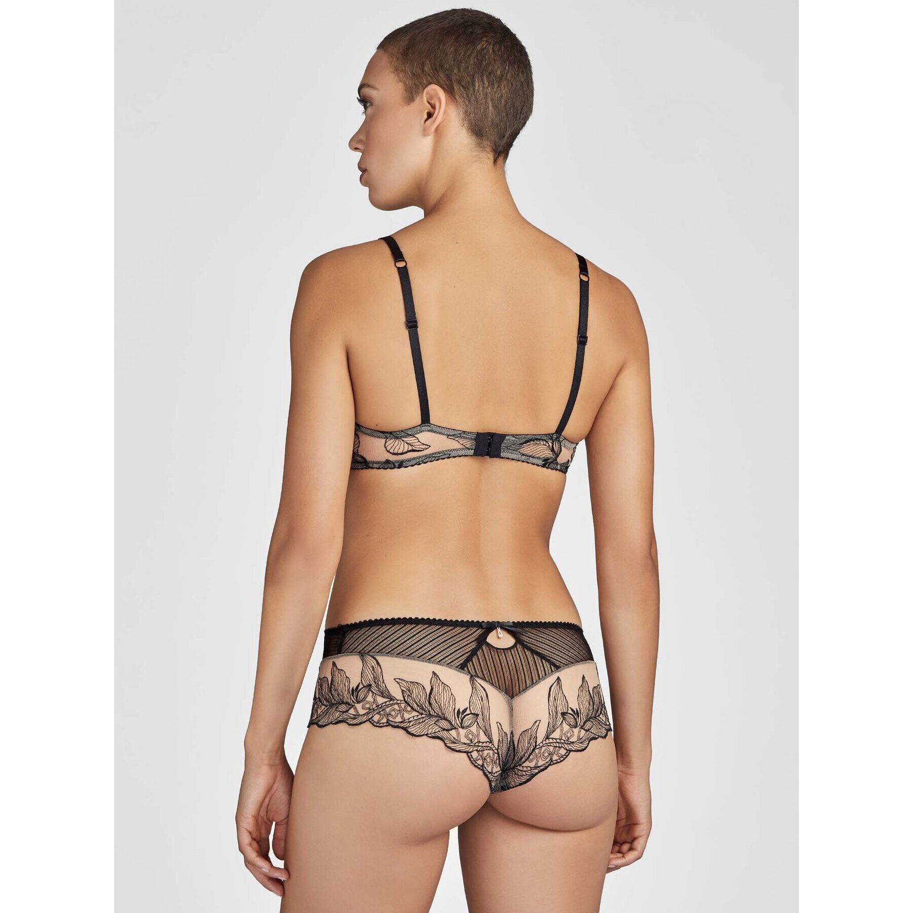 Aubade Сутиен push-up Fleur De Tattoo TB18 Черен - Pepit.bg