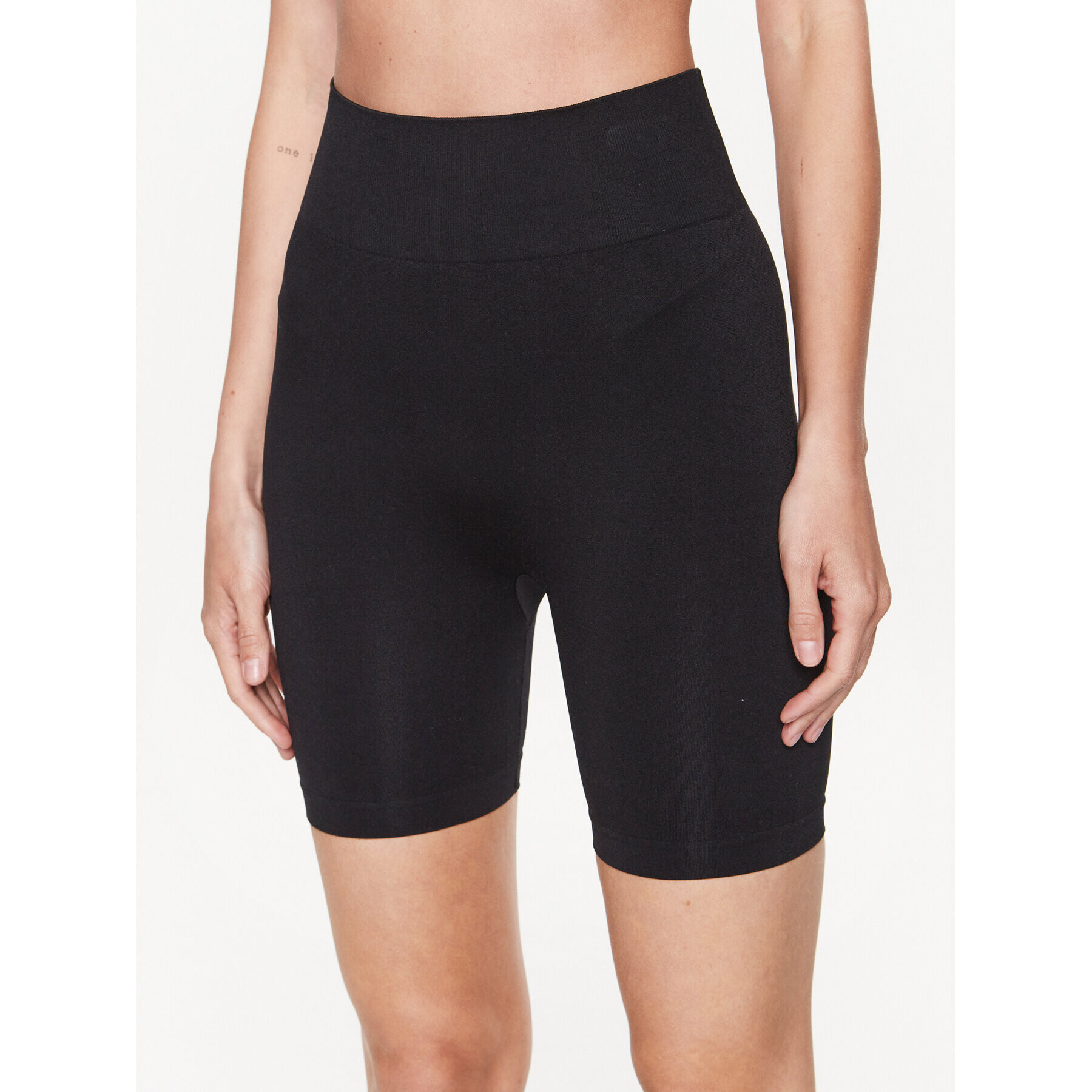 b.young Спортни шорти 20807917 Черен Slim Fit - Pepit.bg