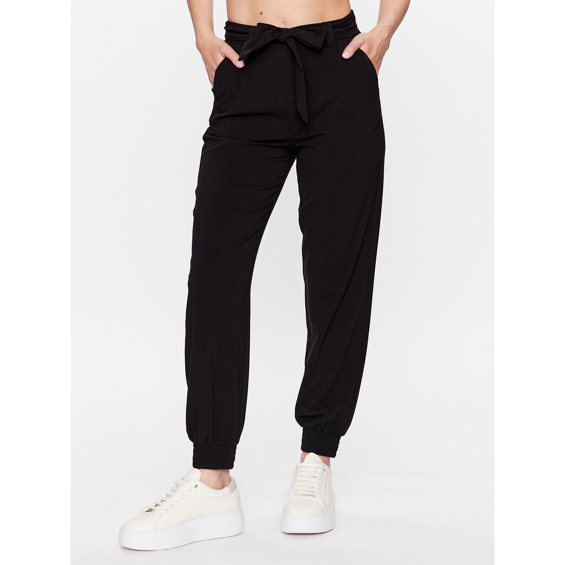 b.young Текстилни панталони 20810874 Черен Regular Fit - Pepit.bg