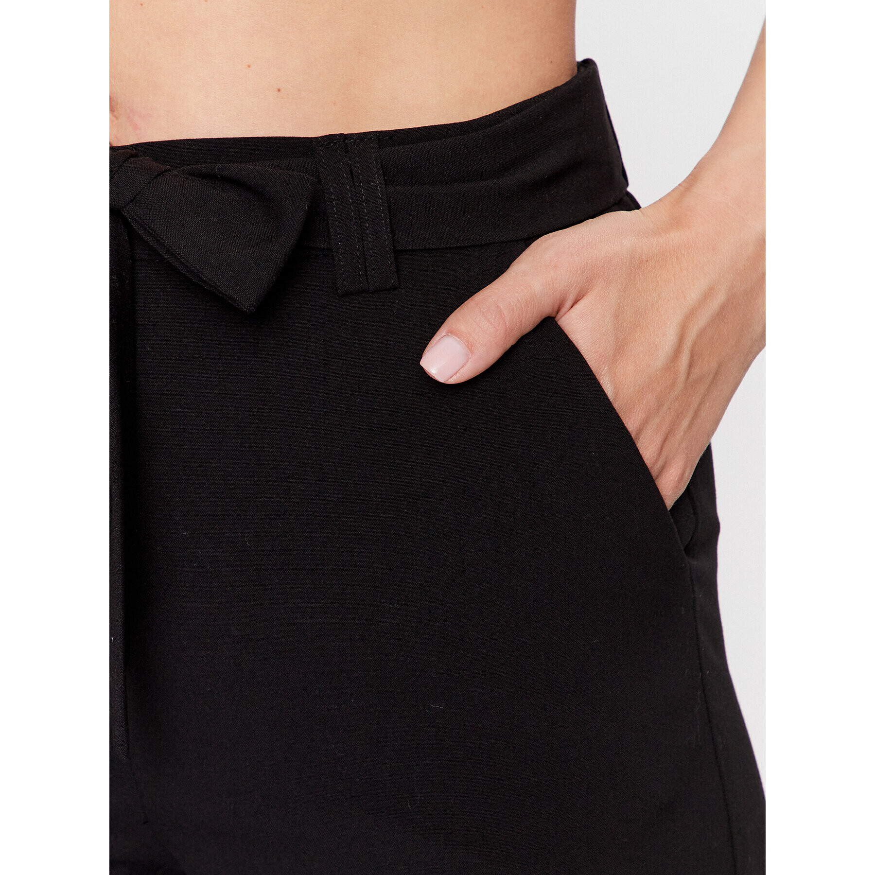 b.young Текстилни панталони 20810874 Черен Regular Fit - Pepit.bg