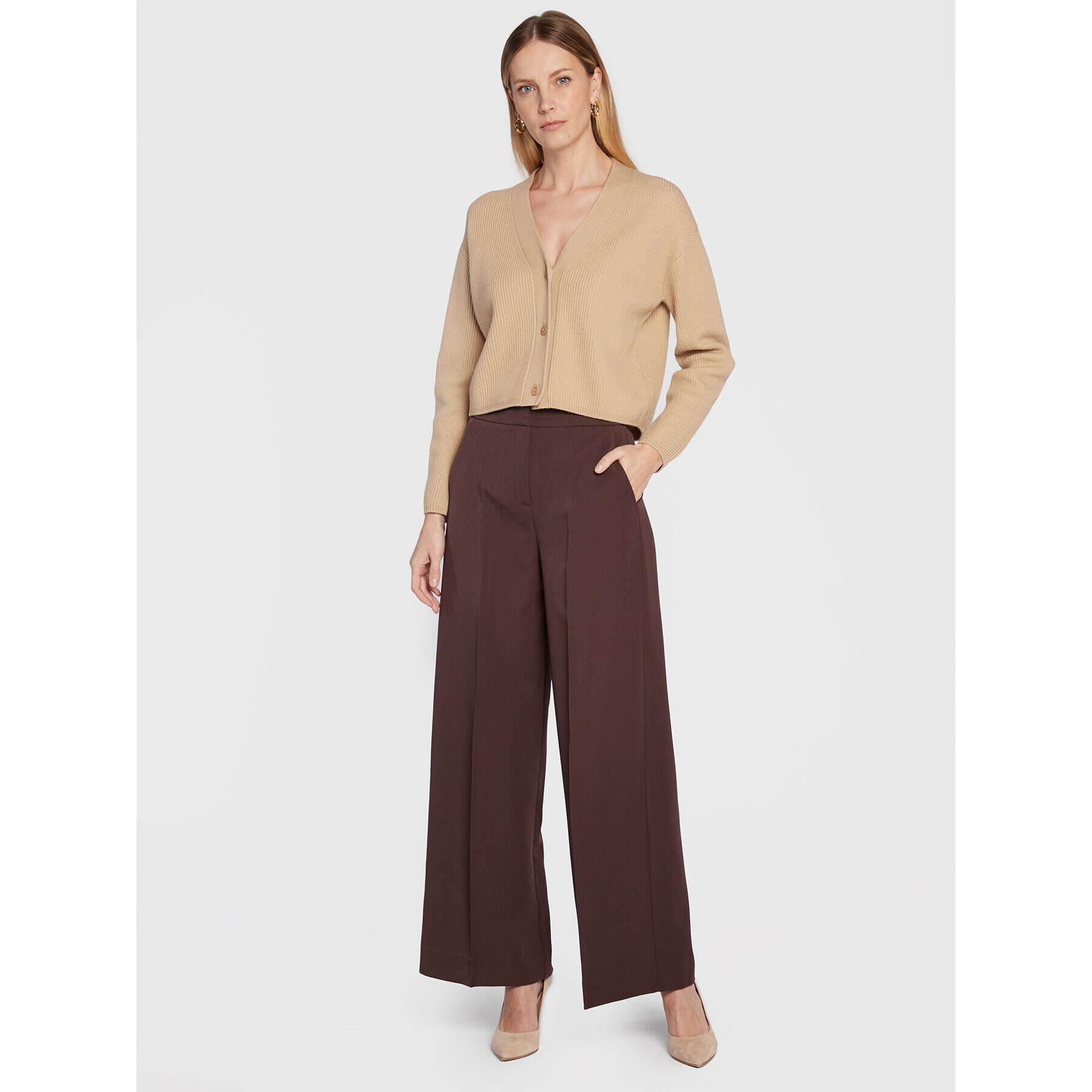 b.young Текстилни панталони Stale 20812099 Кафяв Relaxed Fit - Pepit.bg