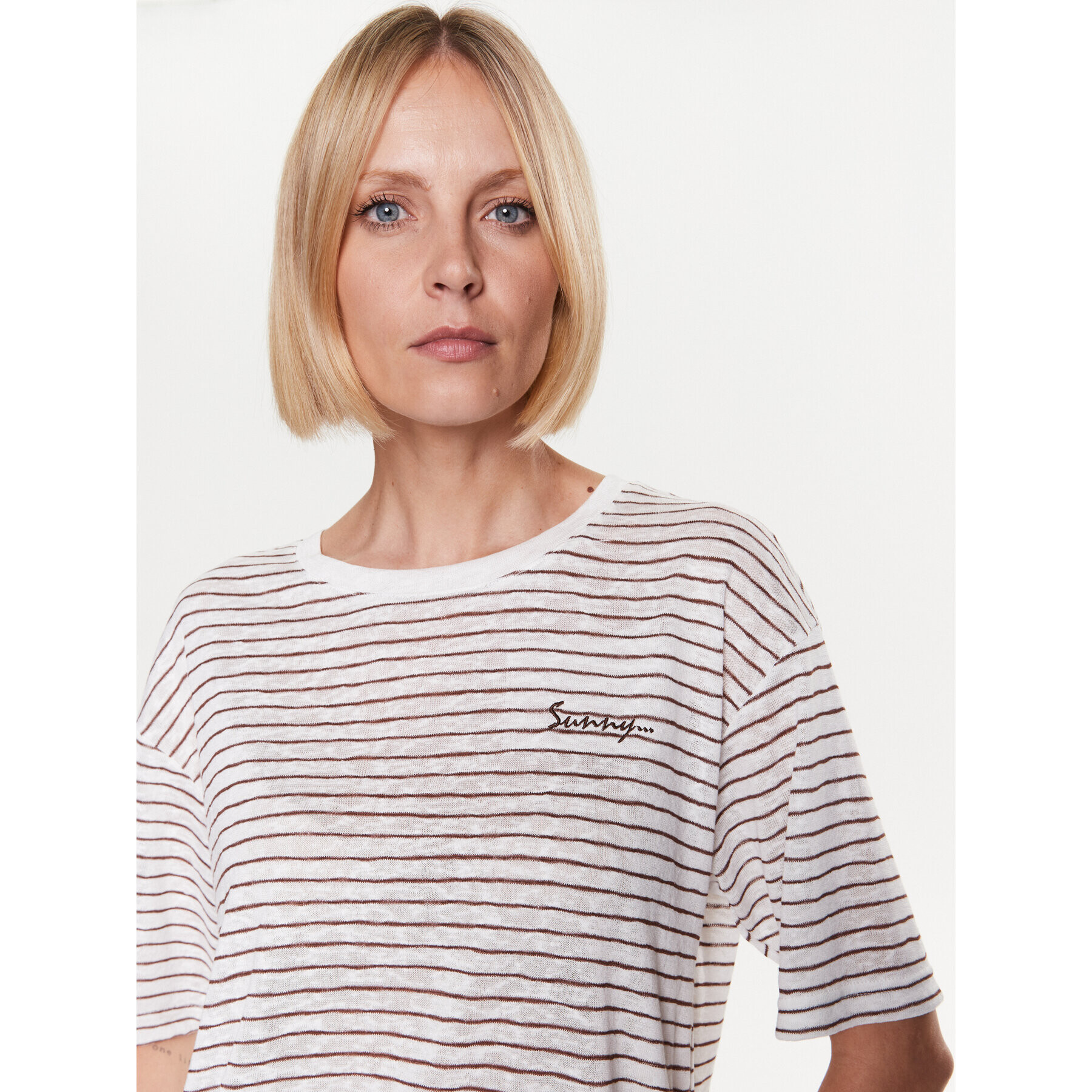b.young Тишърт 20813304 Екрю Loose Fit - Pepit.bg