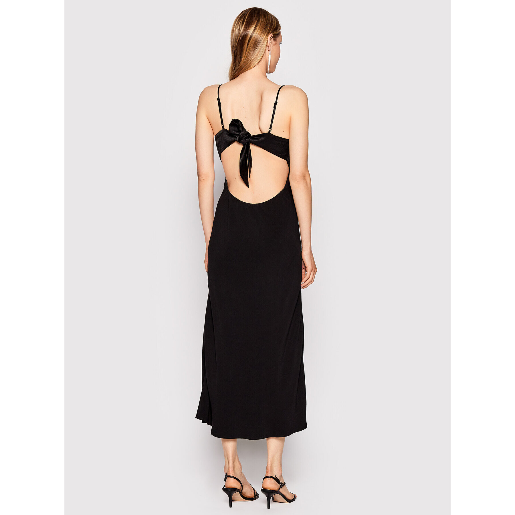 Ba&sh Коктейлна рокля Robe Ninon 1H22NINO Черен Regular Fit - Pepit.bg
