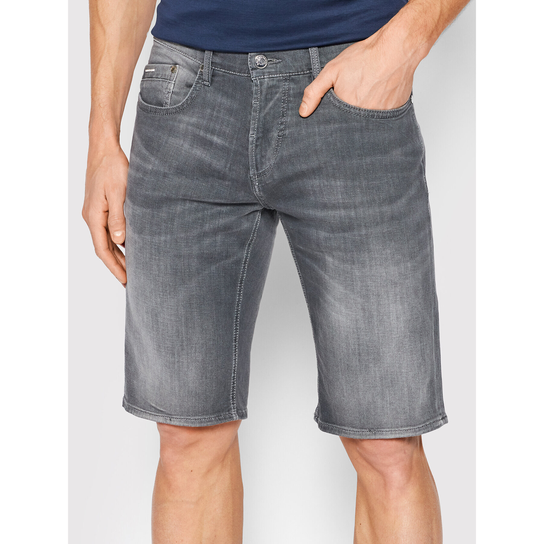 Baldessarini Дънкови шорти B1 16985/000/1689 Сив Regular Fit - Pepit.bg