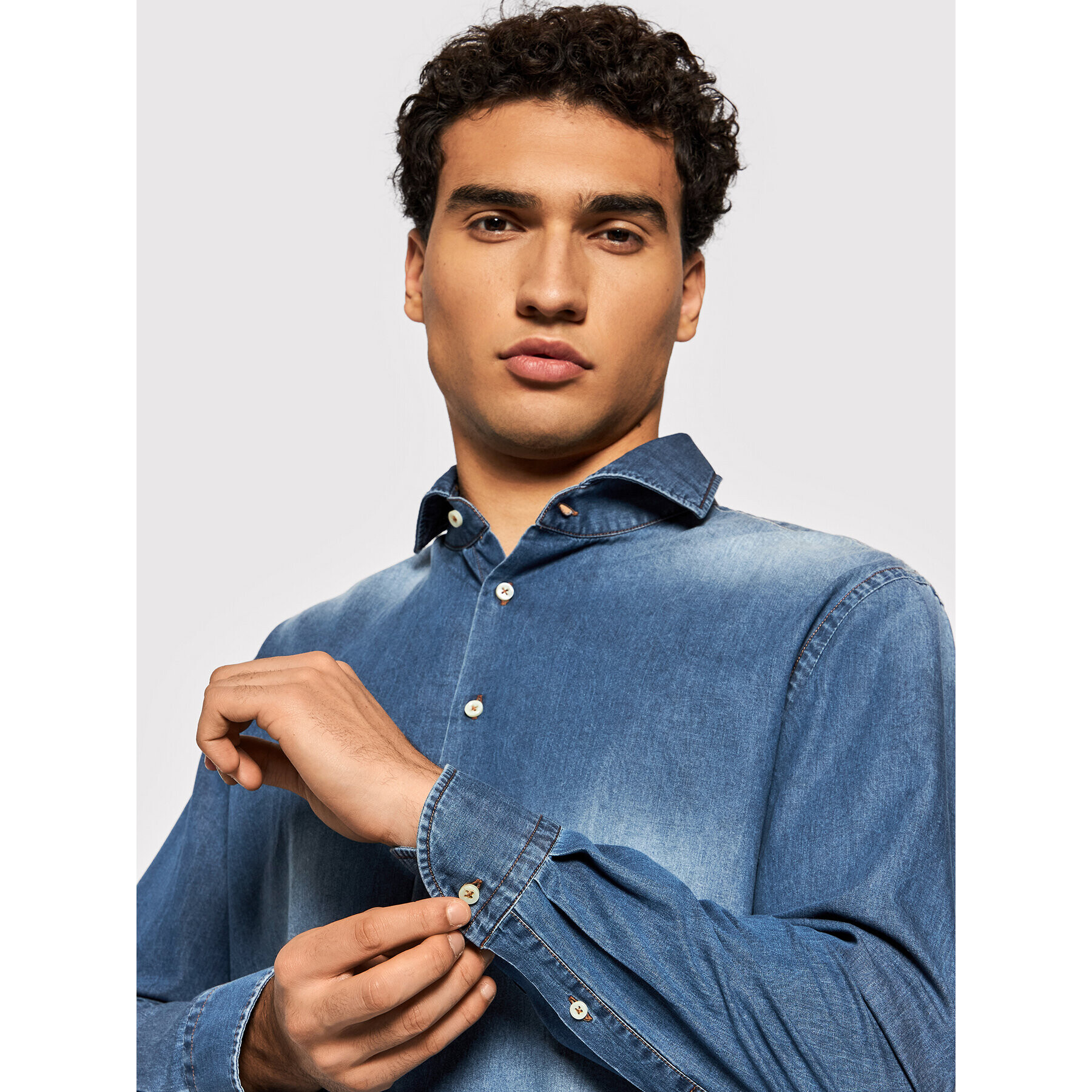Baldessarini Риза Henry B3 10000/000/3038 Син Tailored Fit - Pepit.bg