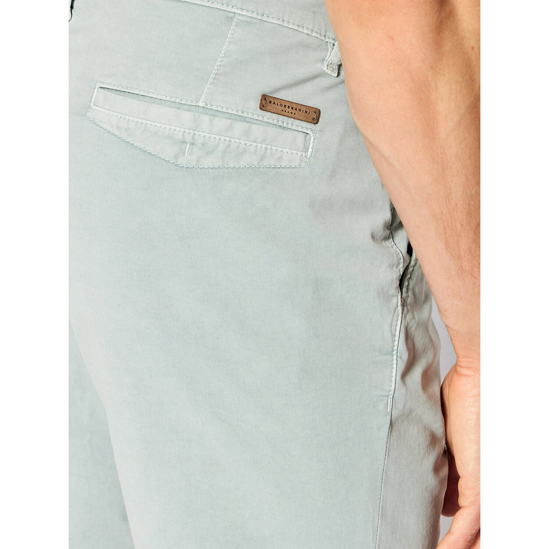 Baldessarini Шорти от плат B1 16939/000/2204 Зелен Regular Fit - Pepit.bg
