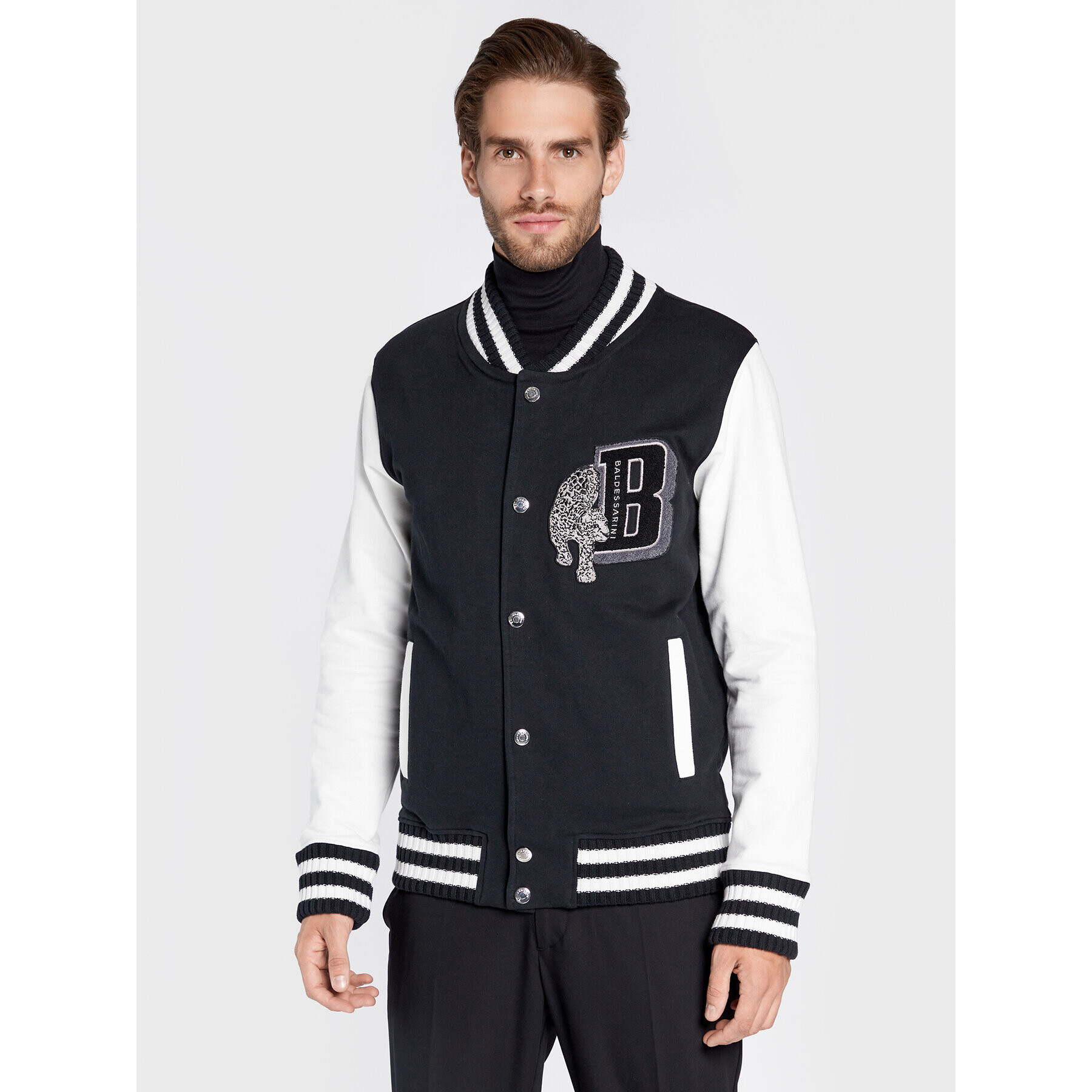 Baldessarini Суитшърт Shako B4 80010/000/5101 Черен Regular Fit - Pepit.bg