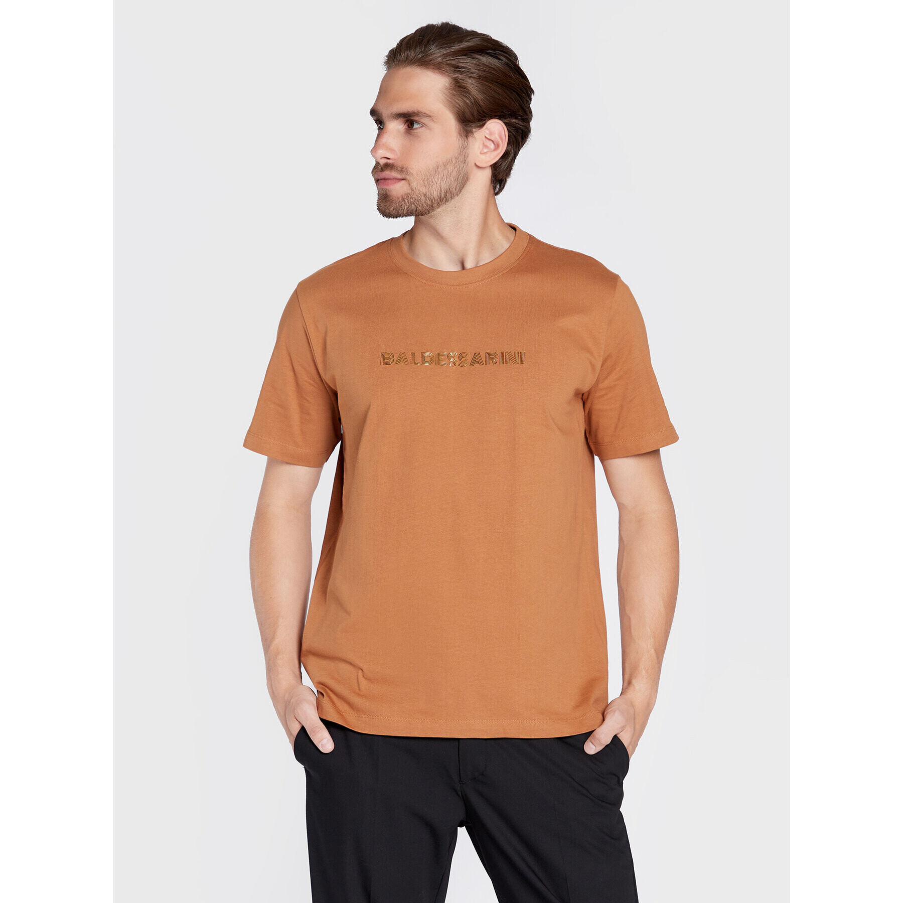 Baldessarini Тишърт Thore B4 20046/000/5081 Кафяв Regular Fit - Pepit.bg