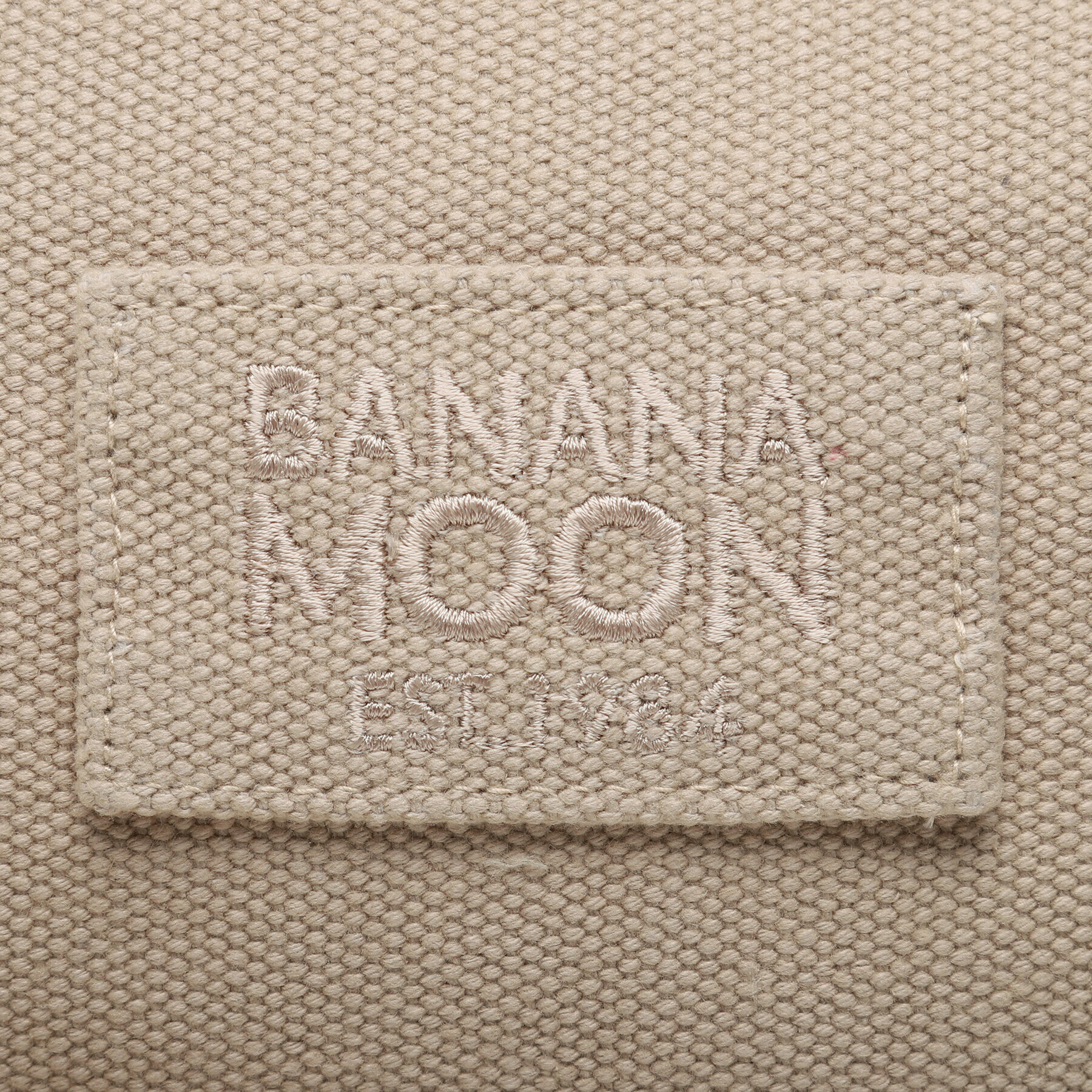 Banana Moon Несесер Evan Carlina KBJ21 Бежов - Pepit.bg