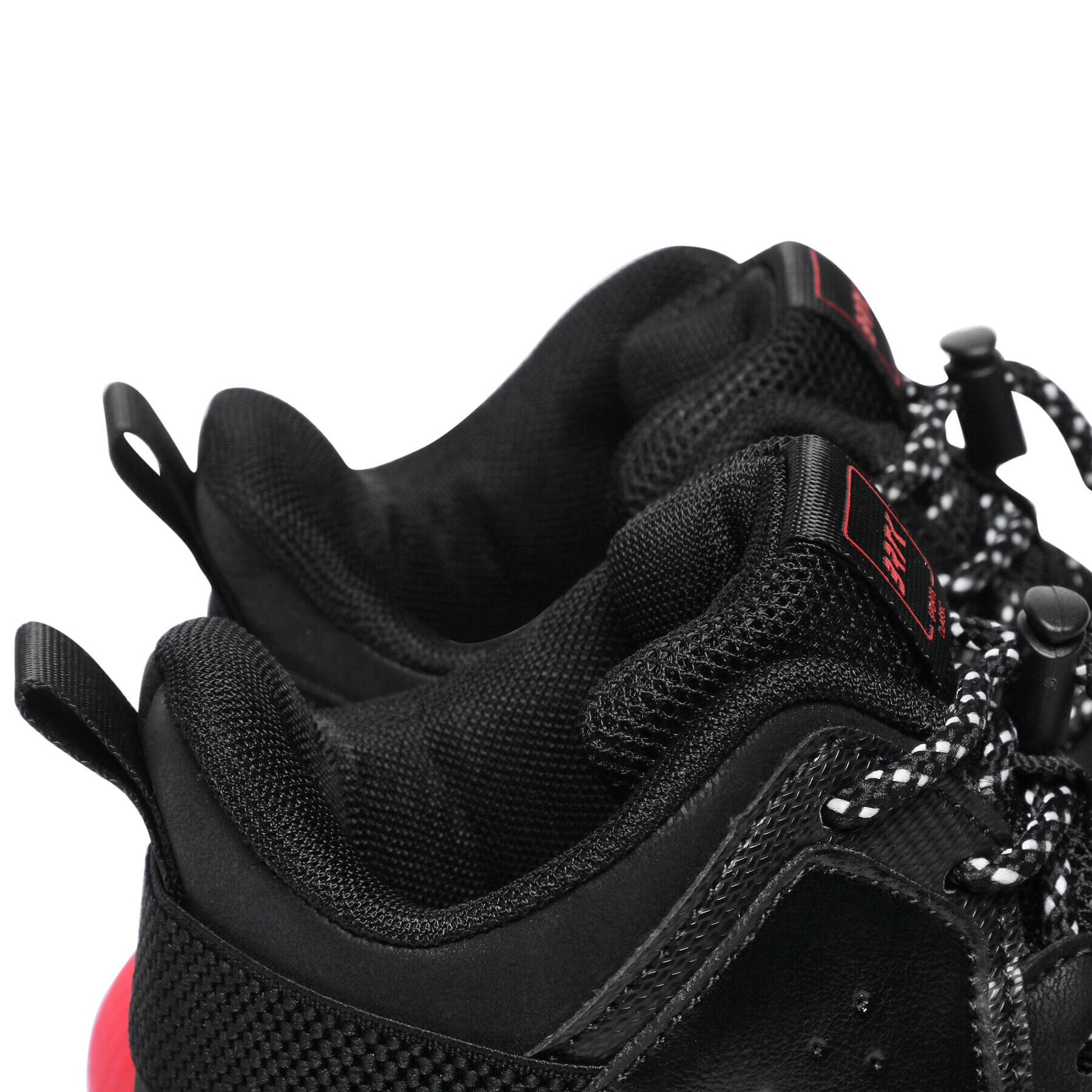 Bartek Сникърси 17167006 Черен - Pepit.bg