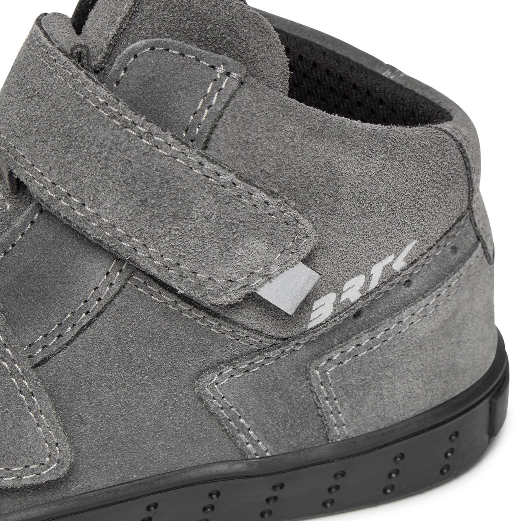 Bartek Зимни обувки 27414-029 Сив - Pepit.bg