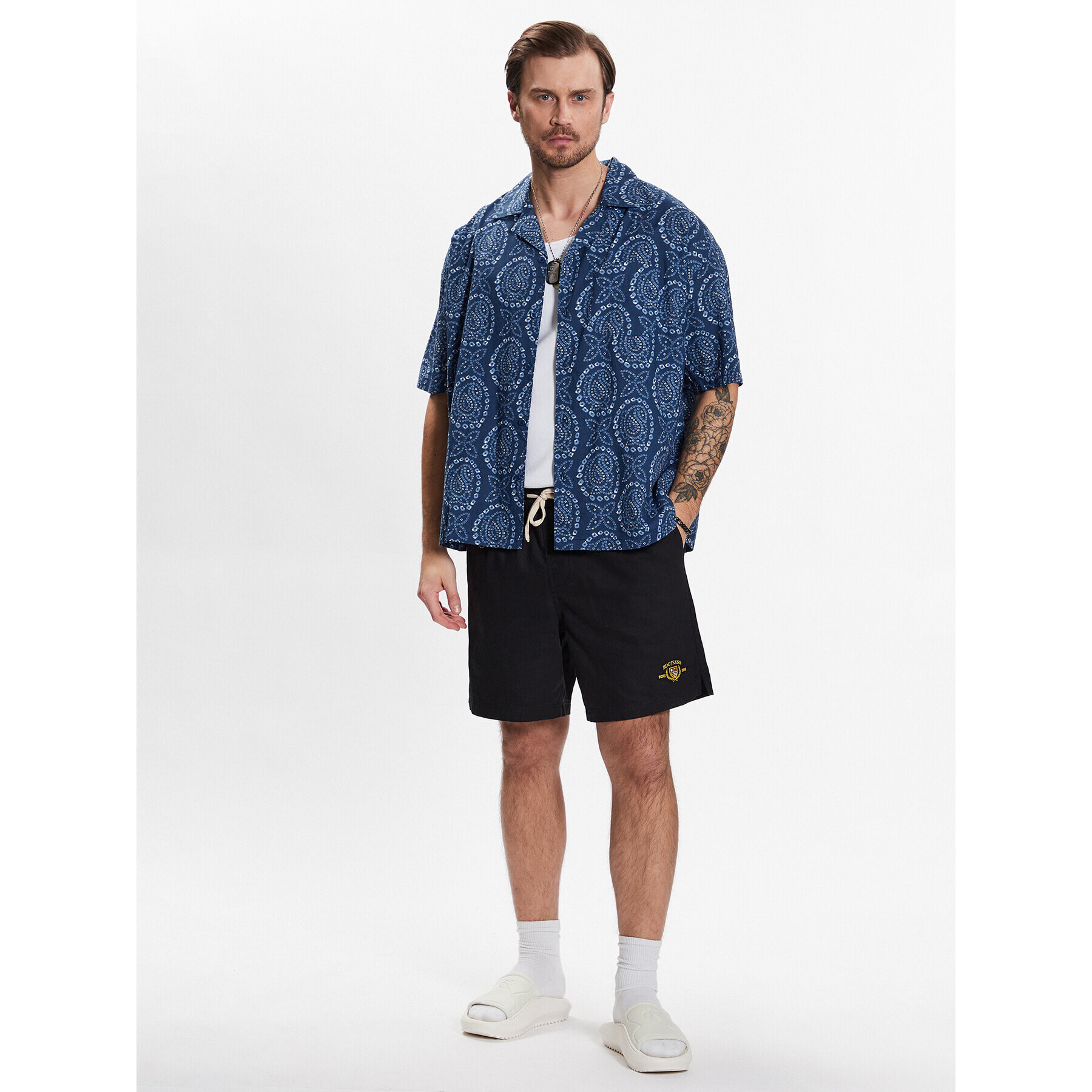 BDG Urban Outfitters Риза BDG AO DOT PRINT SHIRT 76742592 Син Classic Fit - Pepit.bg